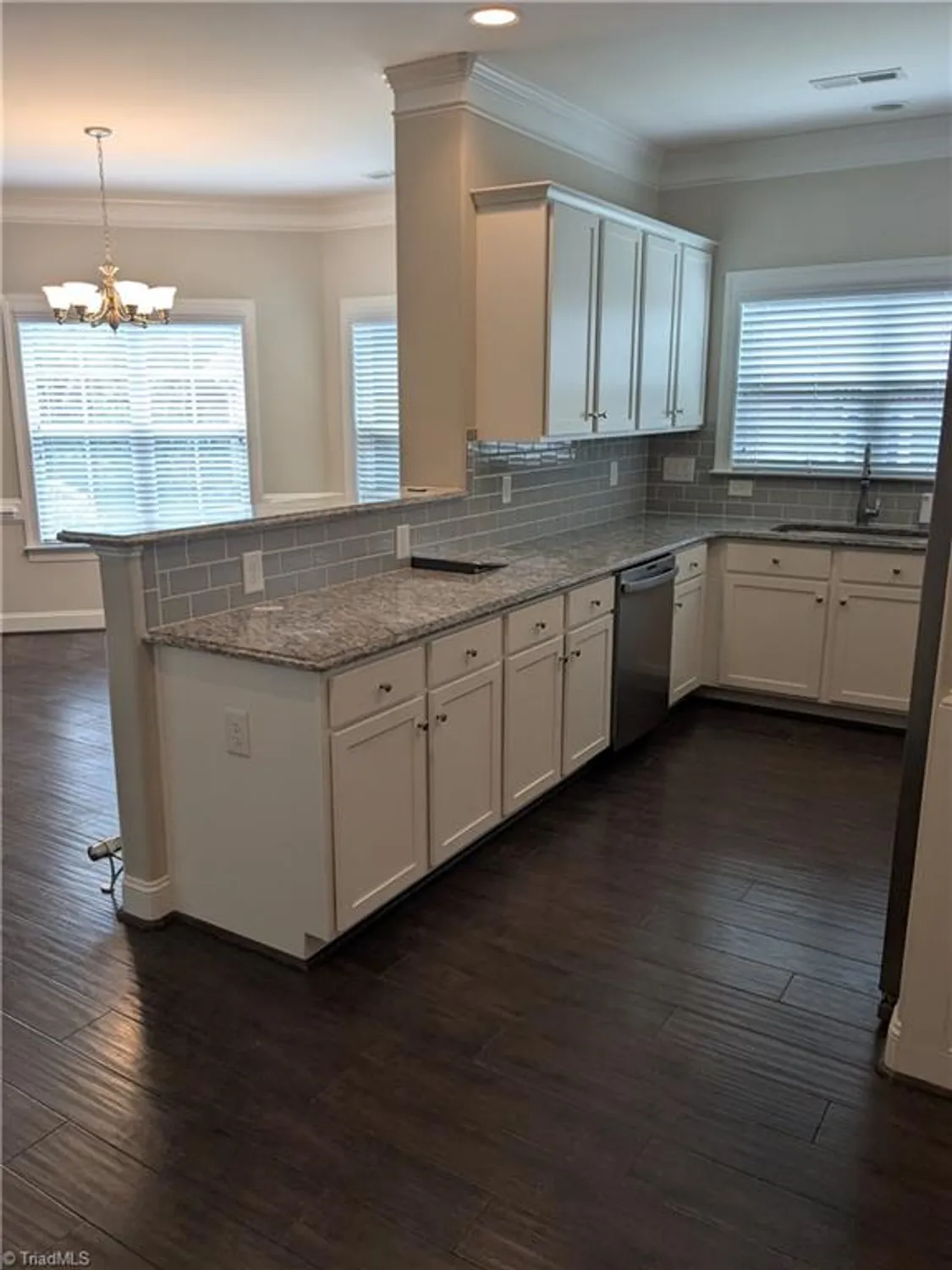 Property Slideshow image 9 of 36 | 405 zurich ct, Winston Salem, NC, 27127