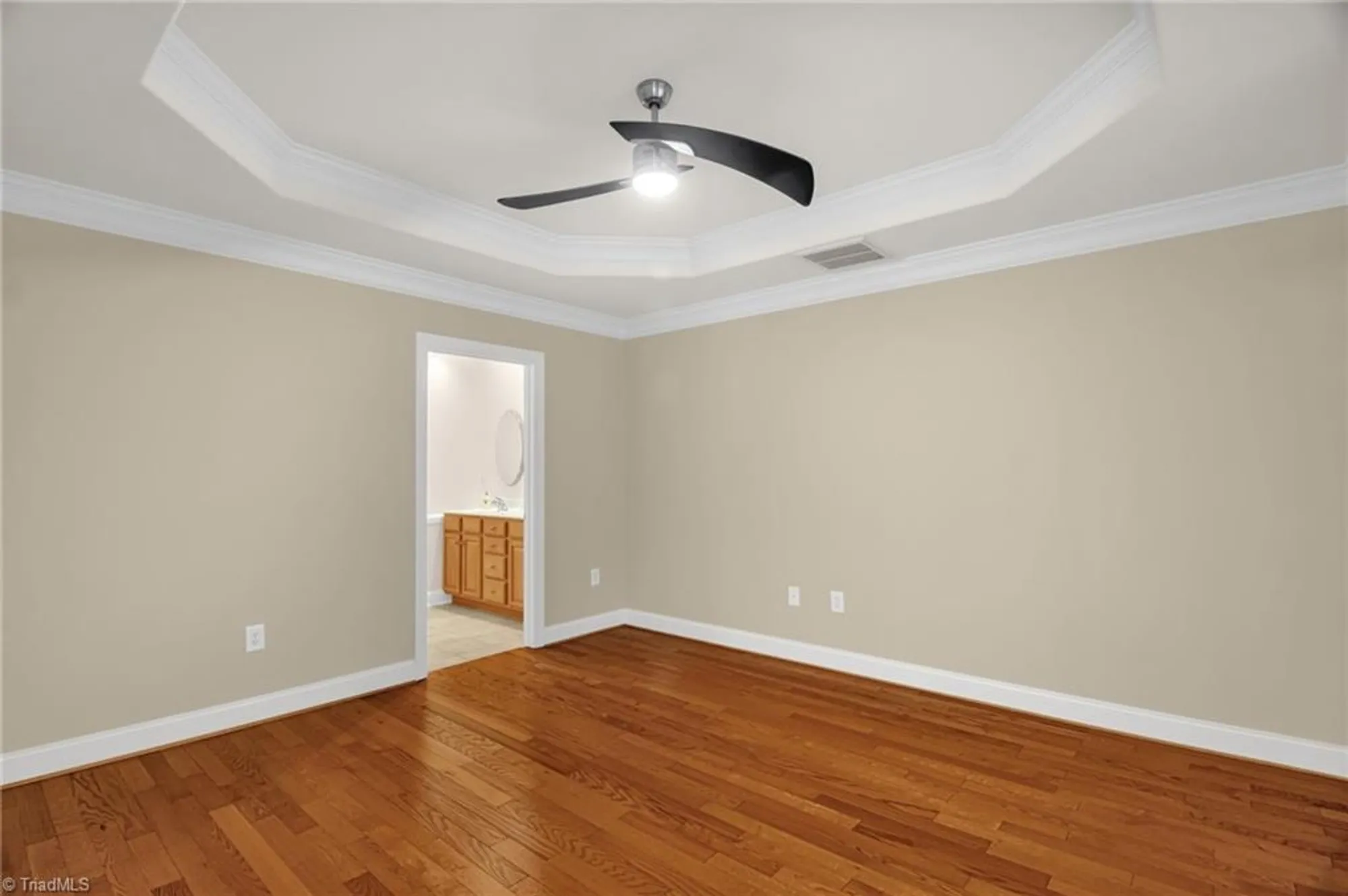 Property Slideshow image 11 of 23 | 307 queensbury dr, Winston Salem, NC, 27127