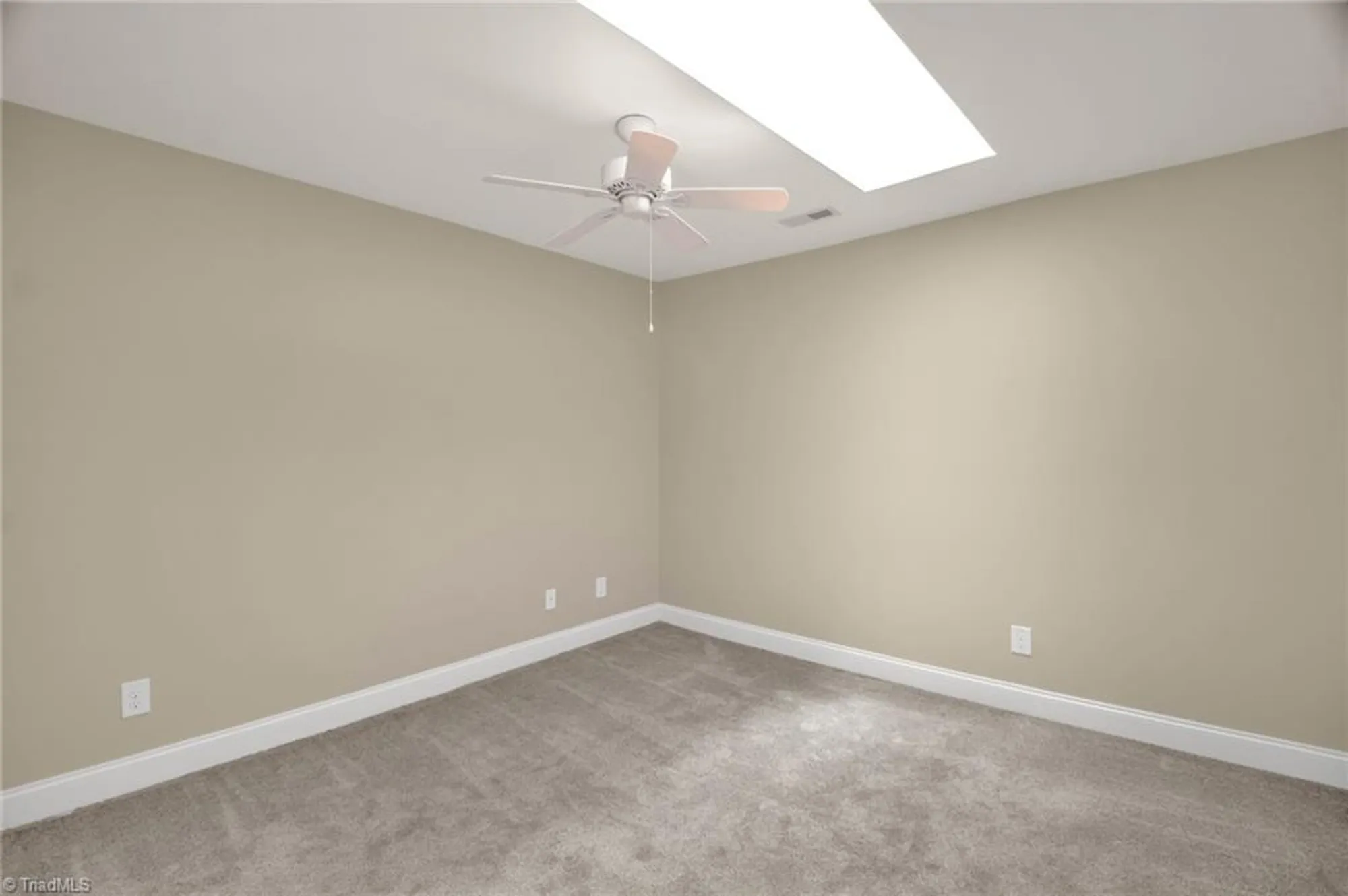 Property Slideshow image 16 of 23 | 307 queensbury dr, Winston Salem, NC, 27127