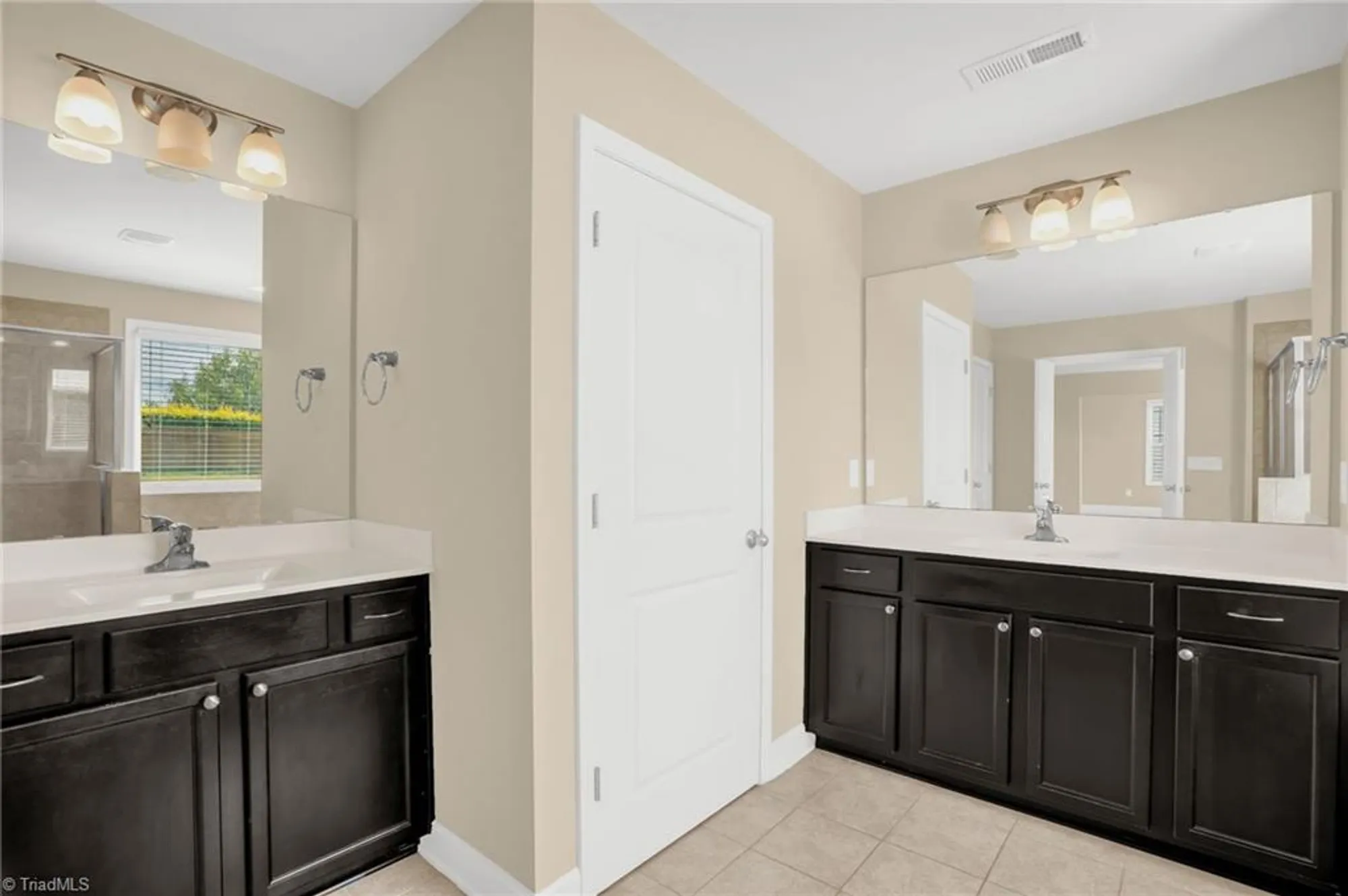 Property Slideshow image 25 of 50 | 1311 lael forest trl, Burlington, NC, 27215