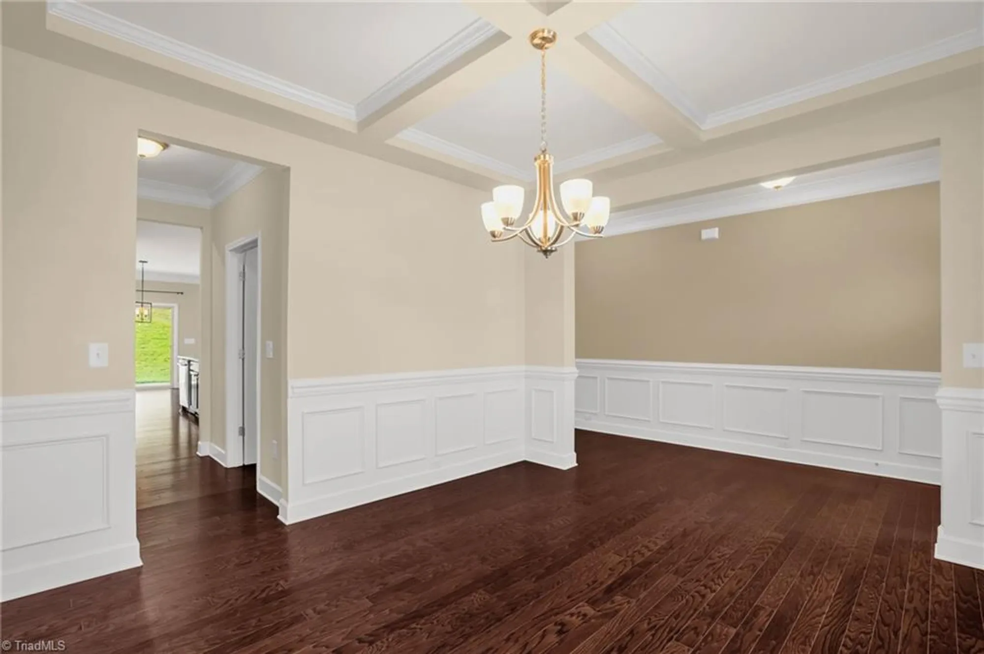 Property Slideshow image 6 of 50 | 1311 lael forest trl, Burlington, NC, 27215