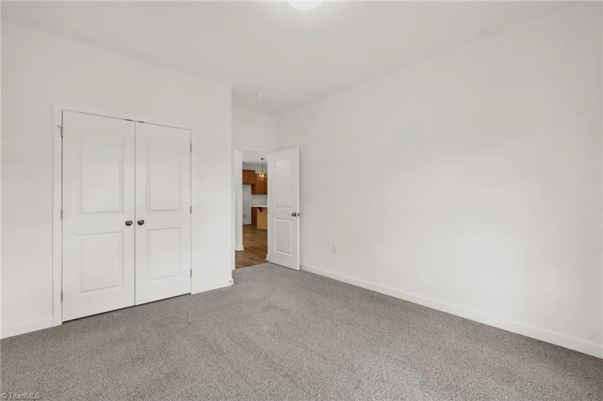 Property Slideshow image 19 of 30 | 201 creekside ter, Clemmons, NC, 27012