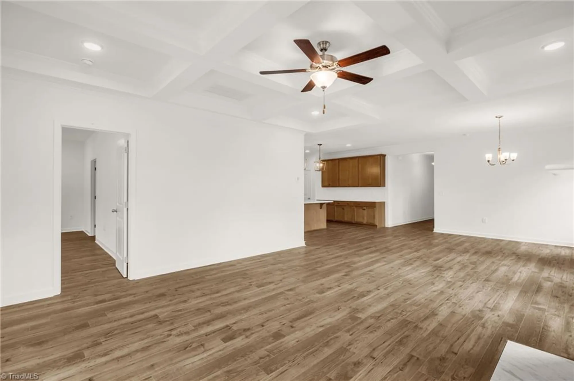 Property Slideshow image 12 of 30 | 201 creekside ter, Clemmons, NC, 27012