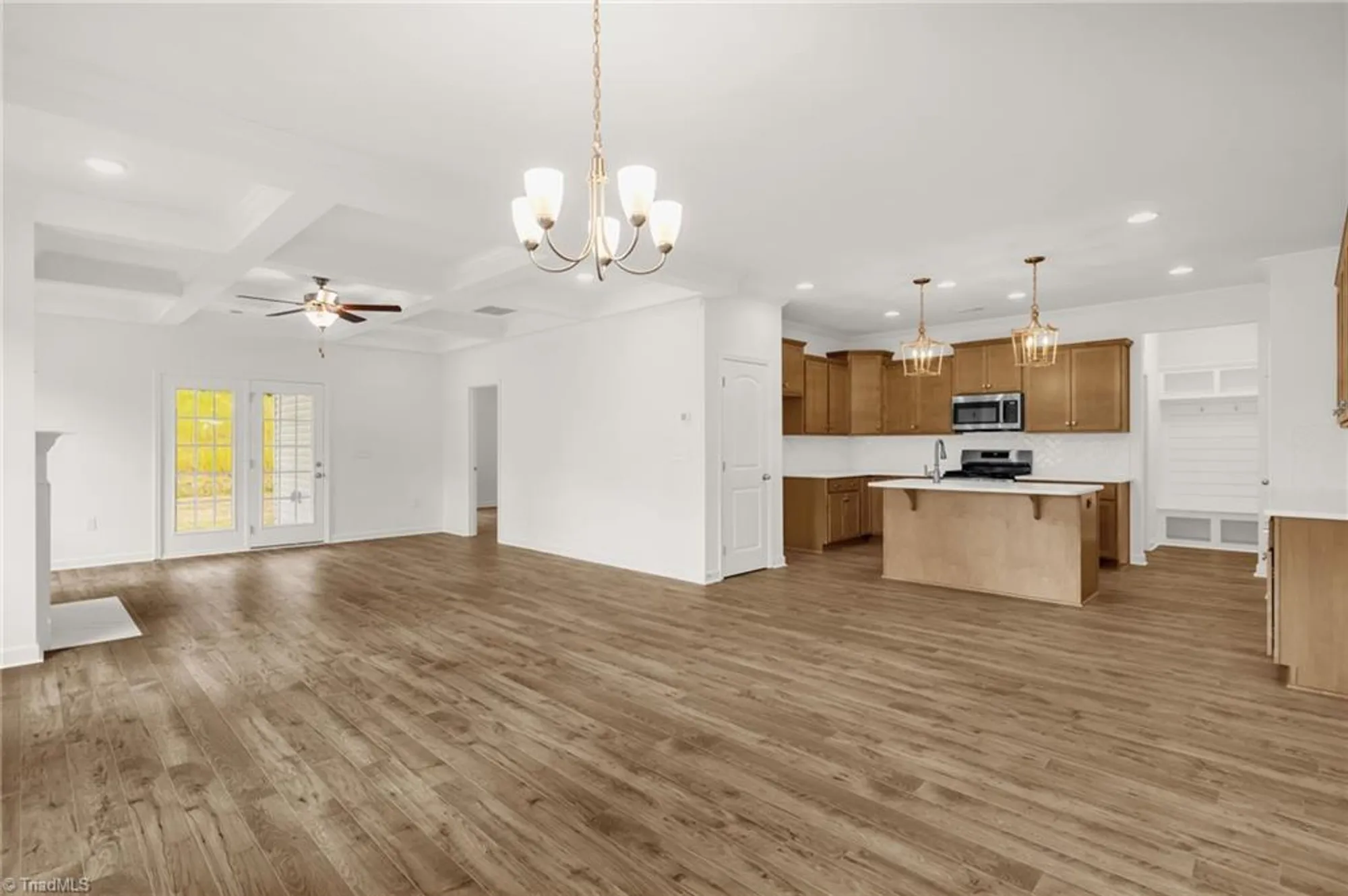 Property Slideshow image 9 of 30 | 201 creekside ter, Clemmons, NC, 27012