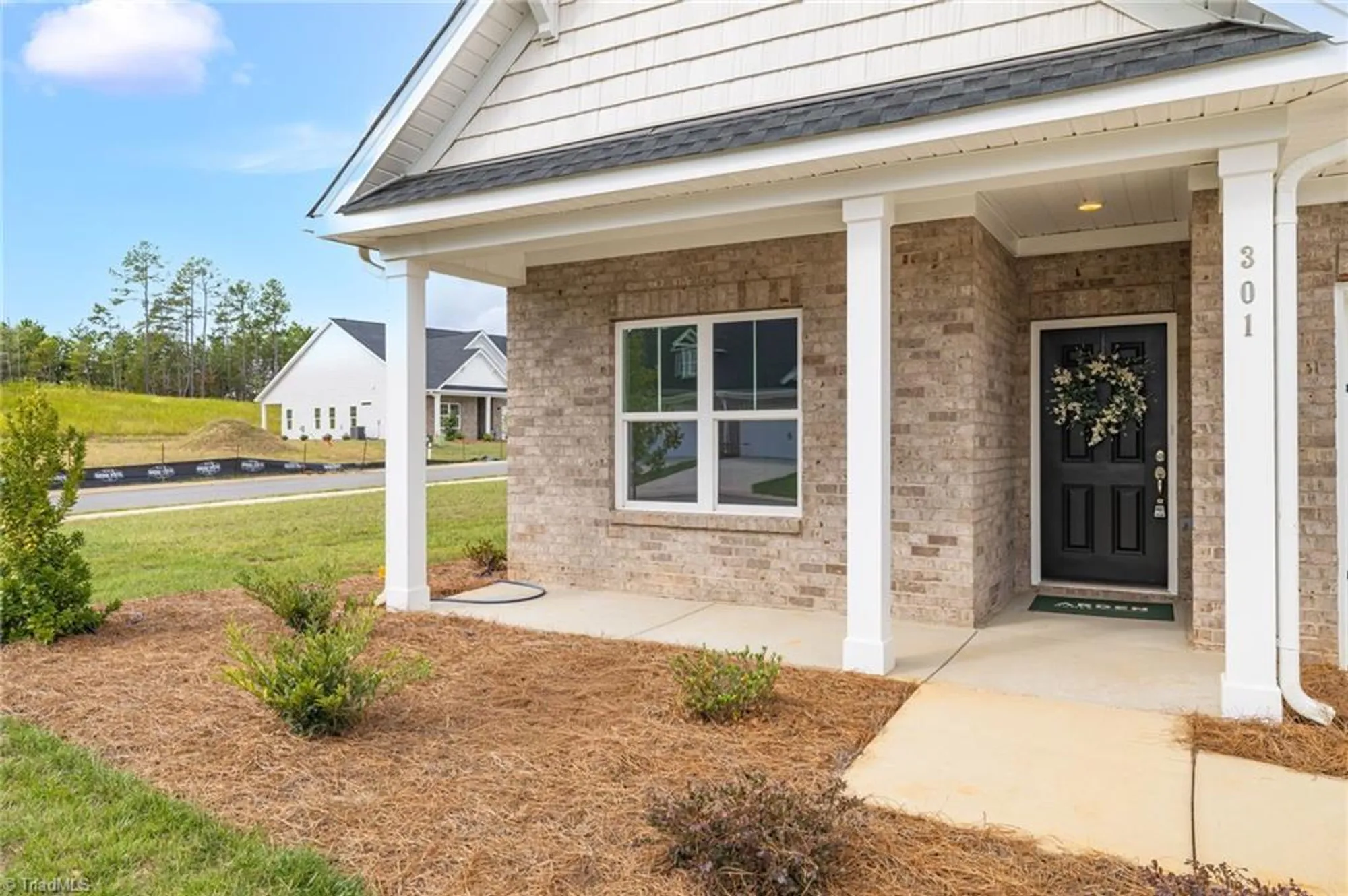 Property Slideshow image 4 of 32 | 301 beeson ct, Clemmons, NC, 27012