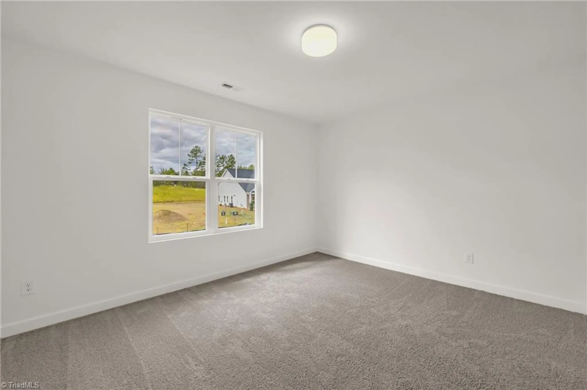 Property Slideshow image 22 of 32 | 301 beeson ct, Clemmons, NC, 27012