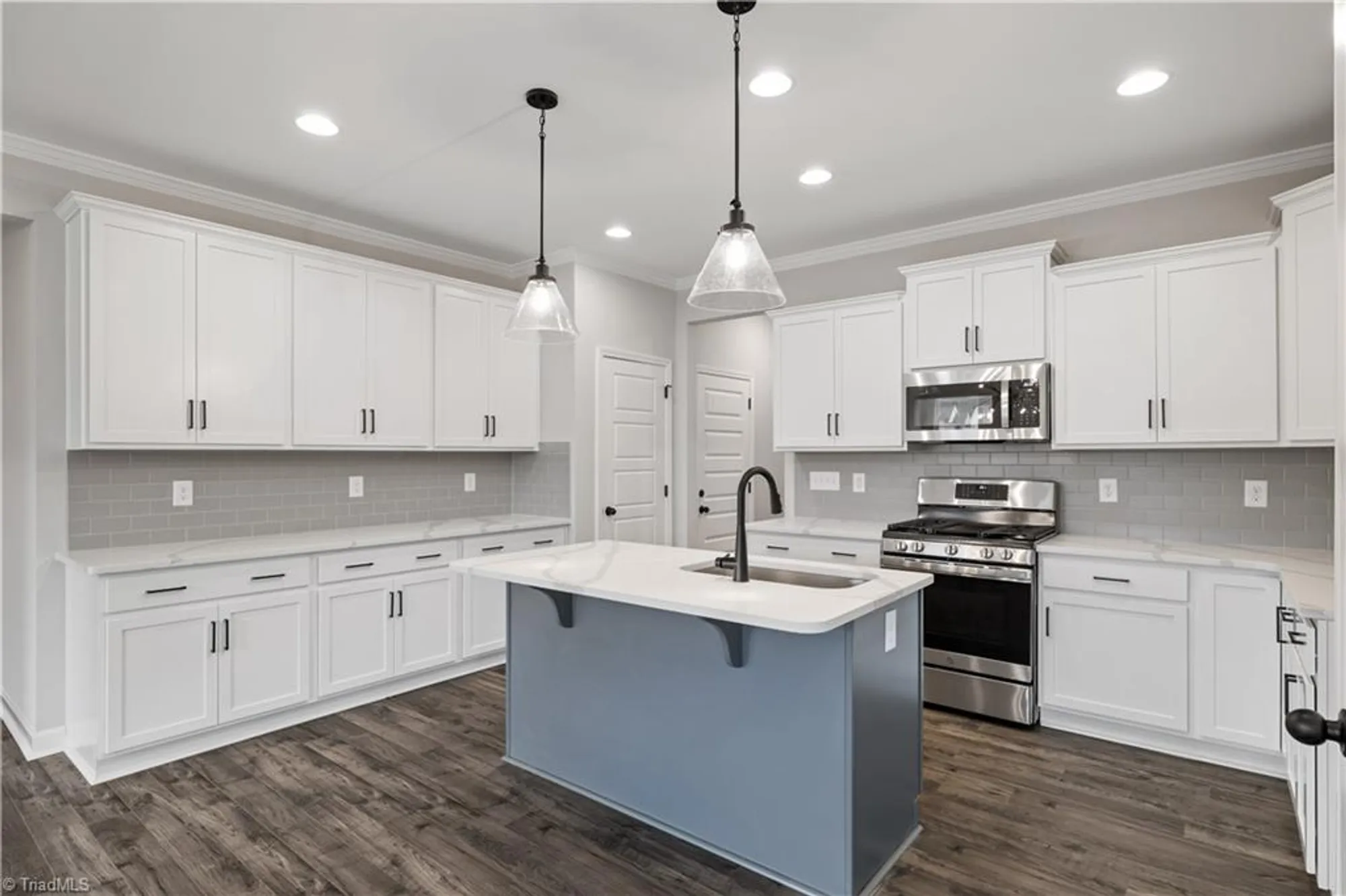 Property Slideshow image 11 of 30 | 303 beeson ct, Clemmons, NC, 27012