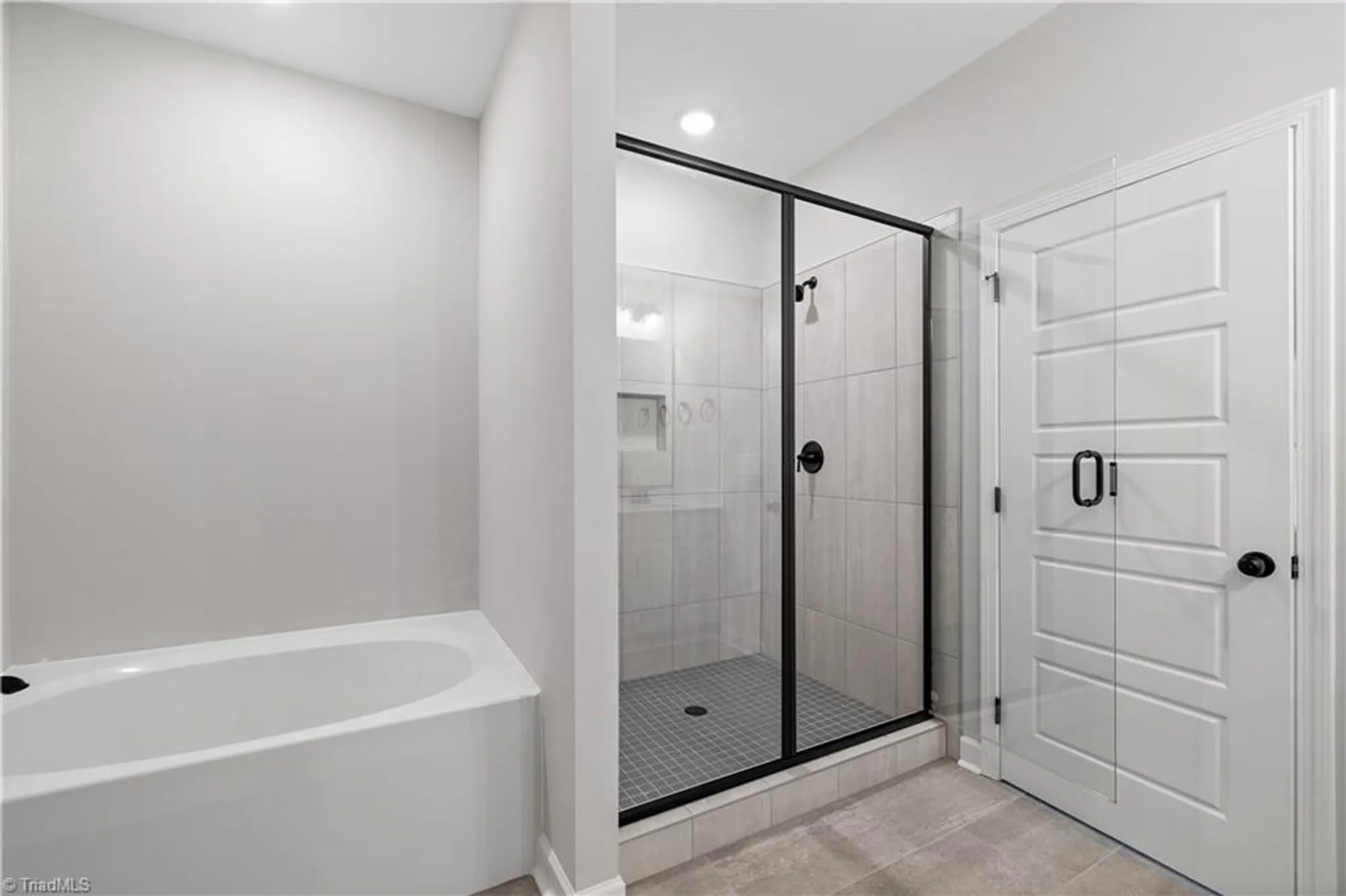 Property Slideshow image 19 of 30 | 303 beeson ct, Clemmons, NC, 27012