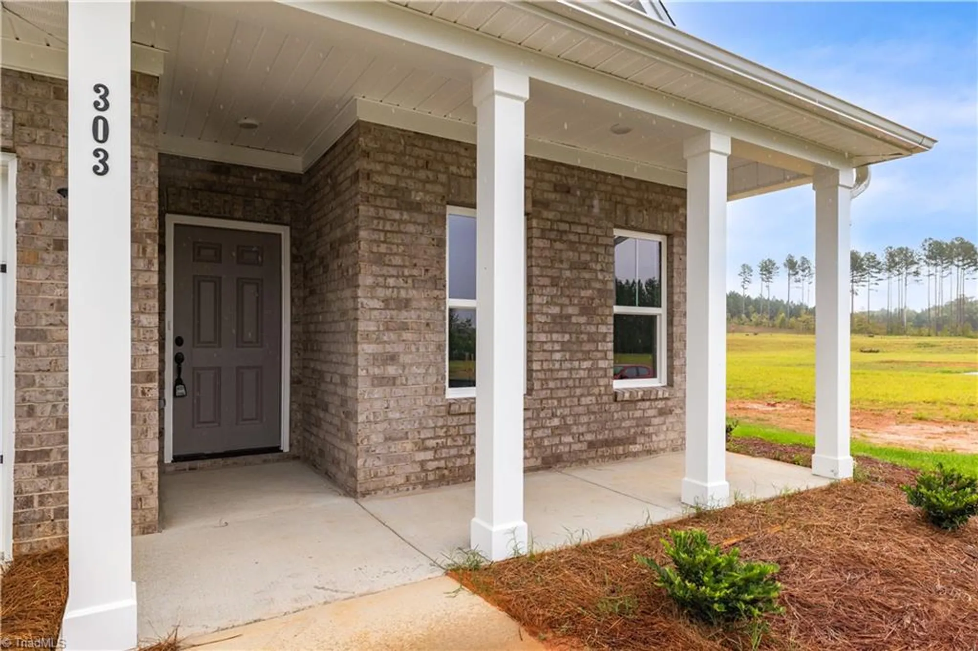 Property Slideshow image 4 of 30 | 303 beeson ct, Clemmons, NC, 27012