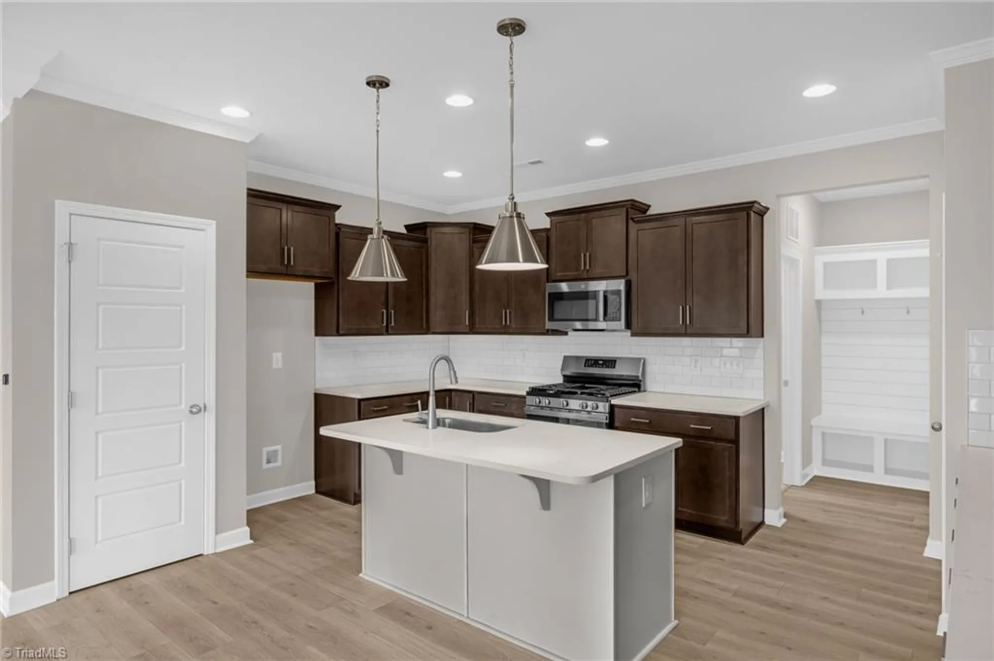 Property Slideshow image 14 of 30 | 904 beeson ct, Clemmons, NC, 27012