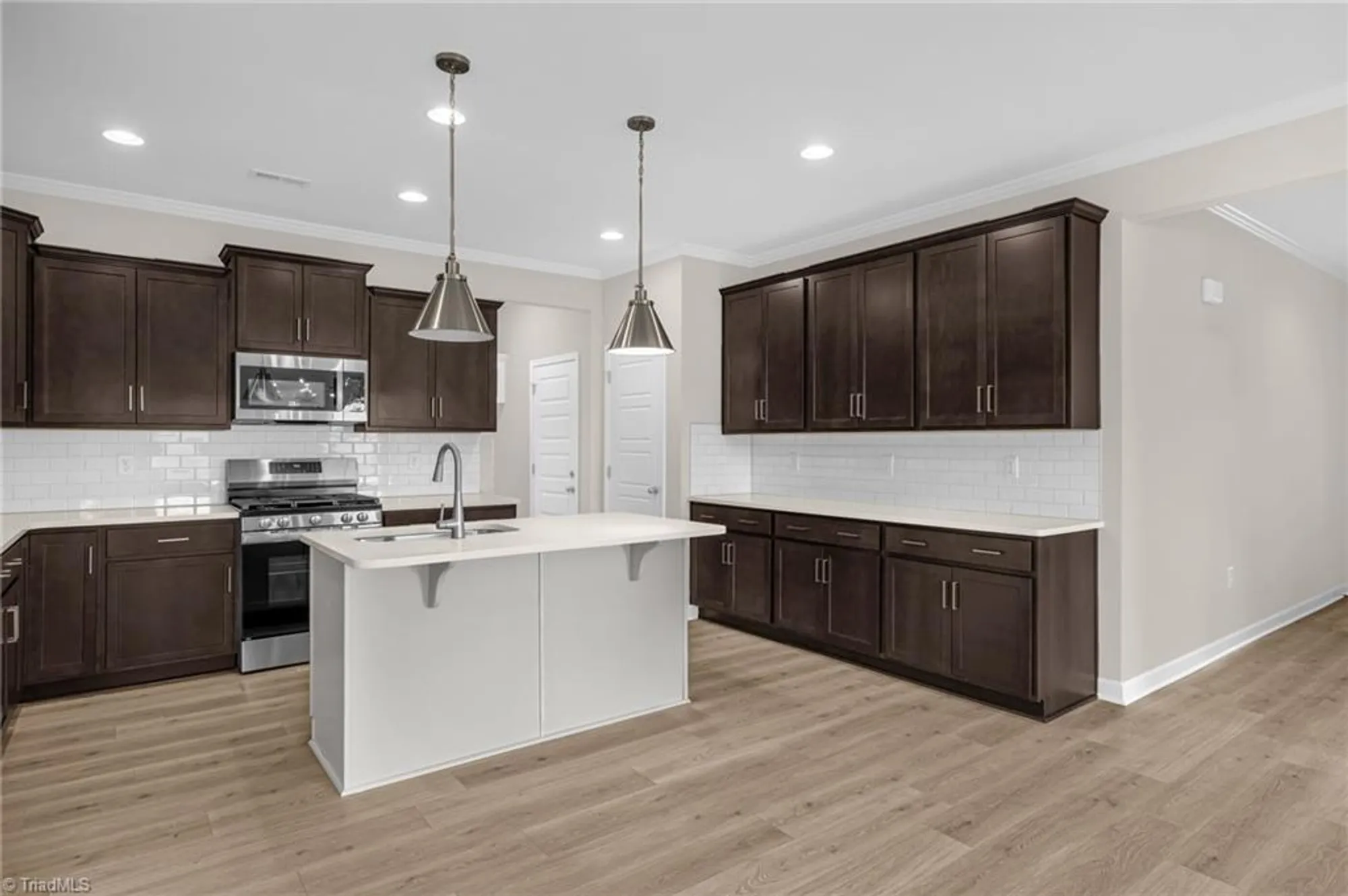 Property Slideshow image 12 of 30 | 904 beeson ct, Clemmons, NC, 27012