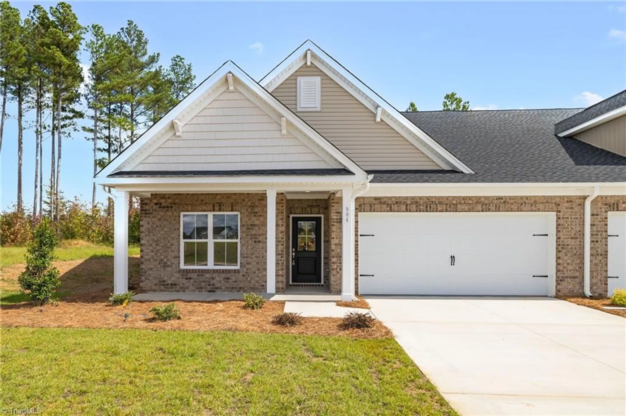 Property Slideshow image 1 of 30 | 904 beeson ct, Clemmons, NC, 27012