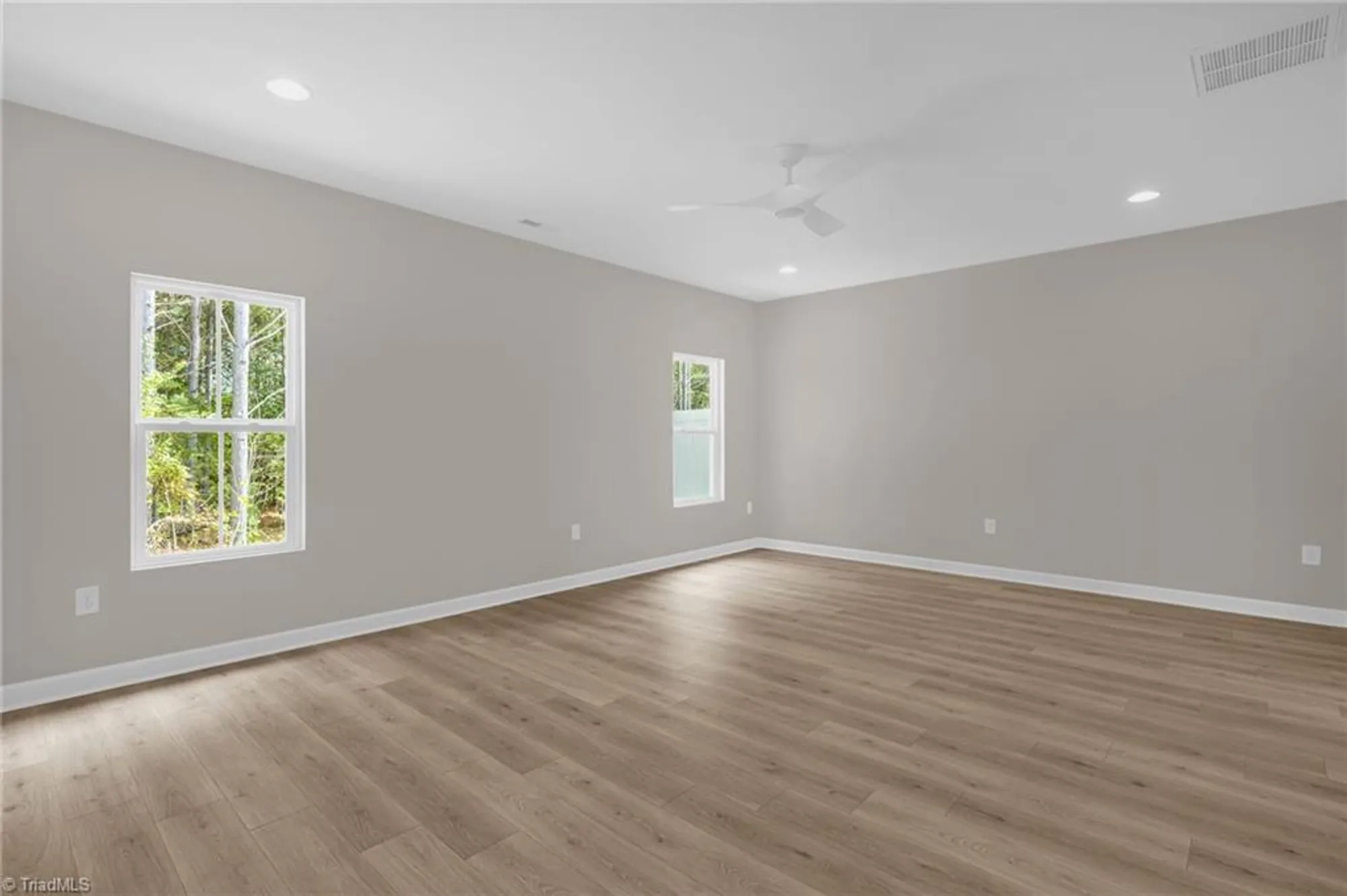 Property Slideshow image 20 of 30 | 904 beeson ct, Clemmons, NC, 27012