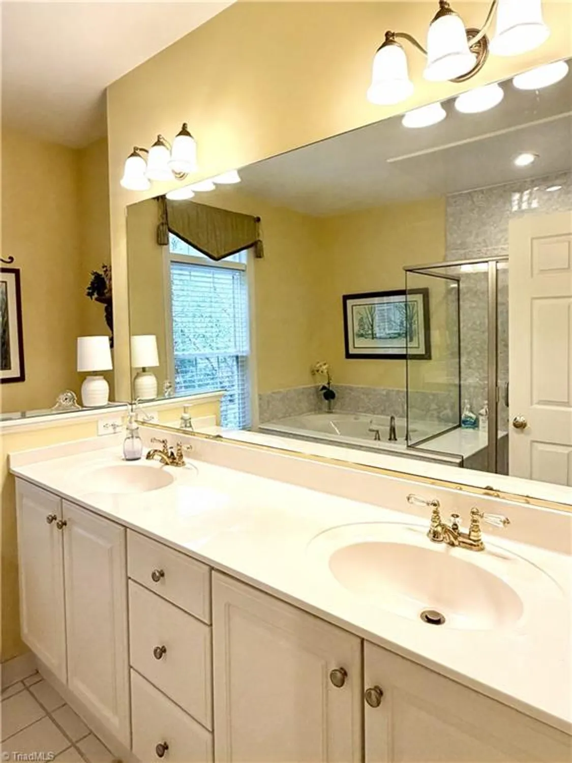 Property Slideshow image 22 of 30 | 6 indigo lake ter e, Greensboro, NC, 27455