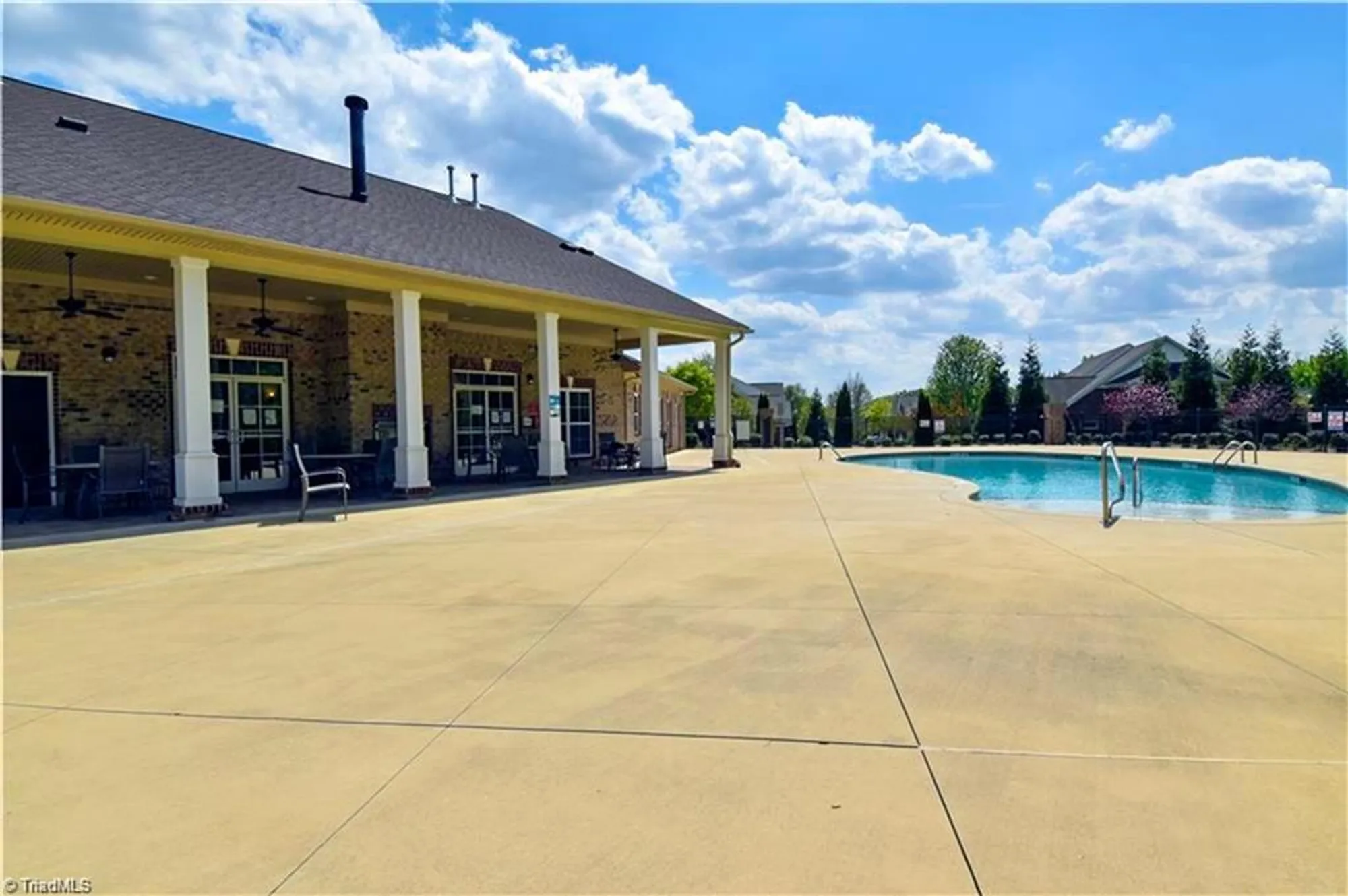 Property Slideshow image 48 of 49 | 106 queensbury dr, Winston Salem, NC, 27127