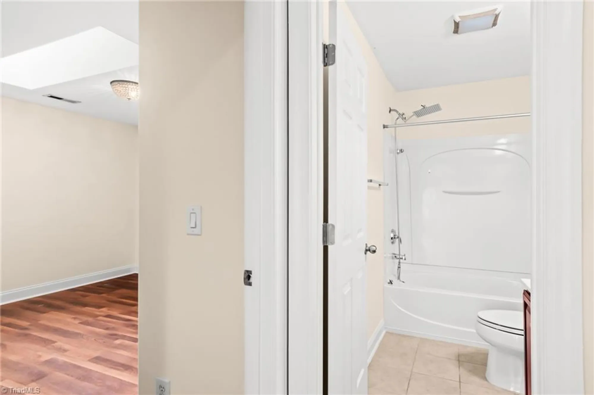 Property Slideshow image 29 of 49 | 106 queensbury dr, Winston Salem, NC, 27127