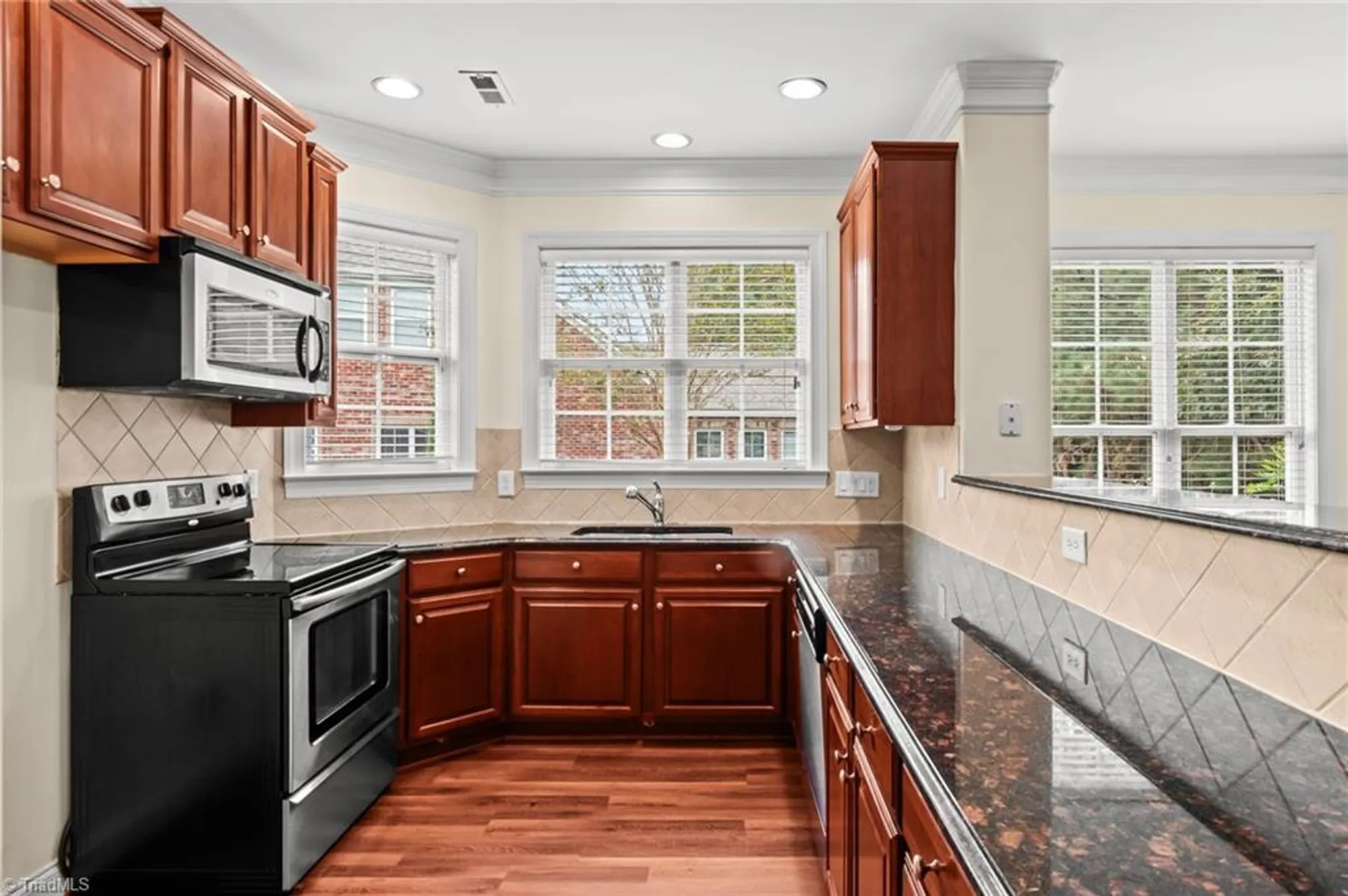 Property Slideshow image 8 of 49 | 106 queensbury dr, Winston Salem, NC, 27127