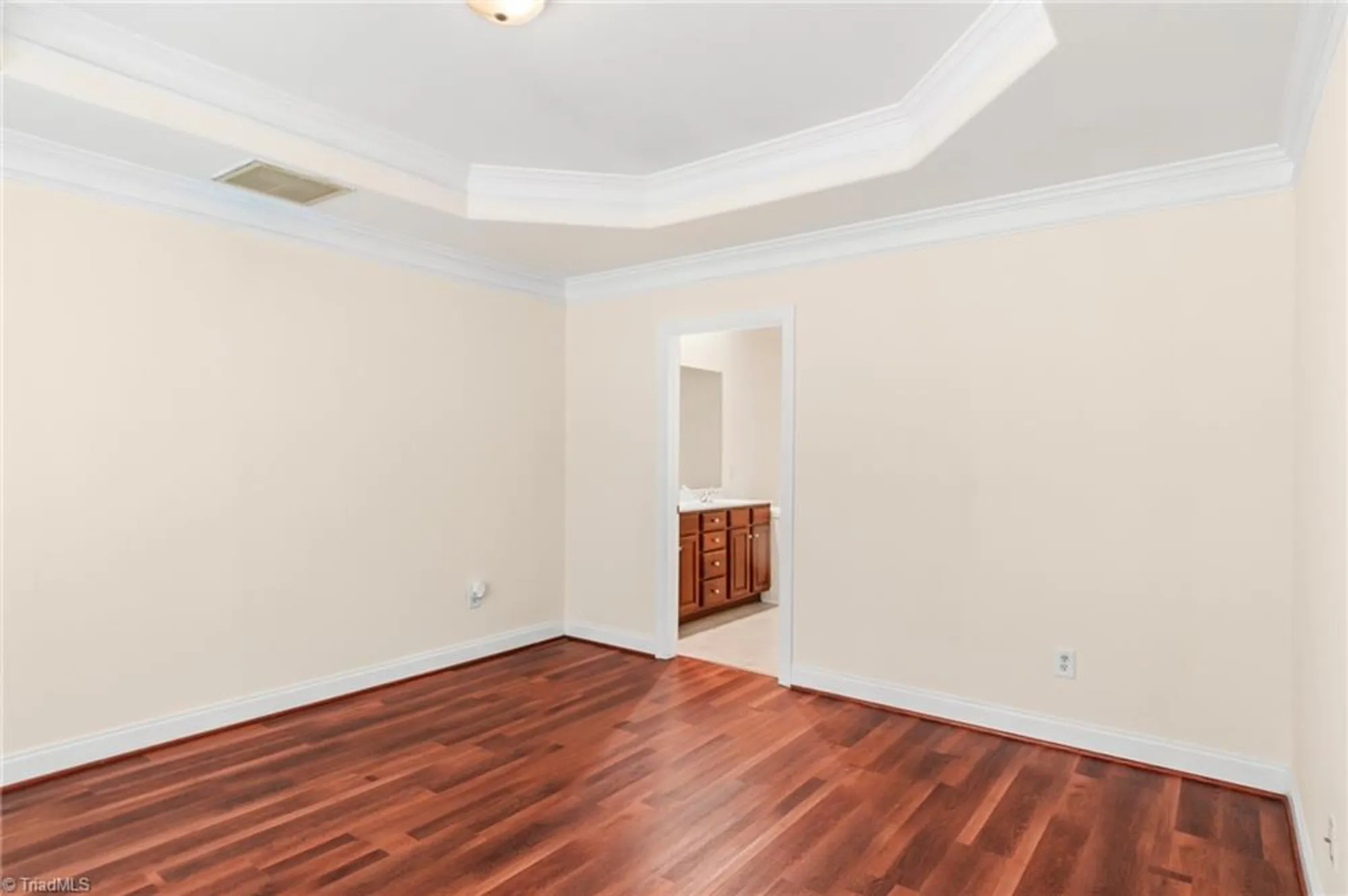 Property Slideshow image 16 of 49 | 106 queensbury dr, Winston Salem, NC, 27127