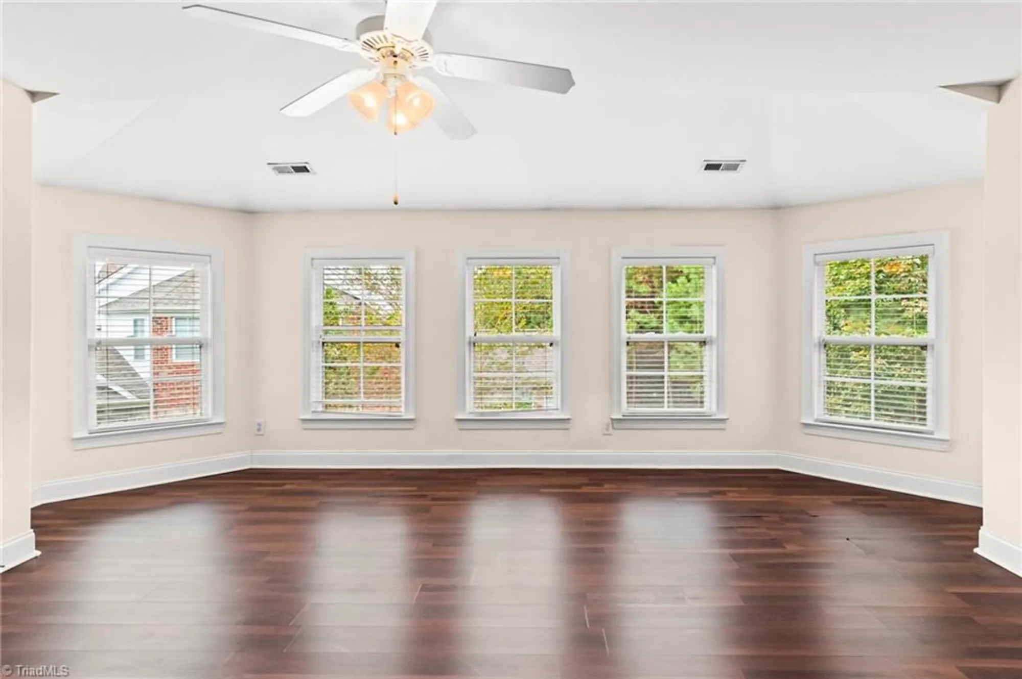 Property Slideshow image 24 of 49 | 106 queensbury dr, Winston Salem, NC, 27127