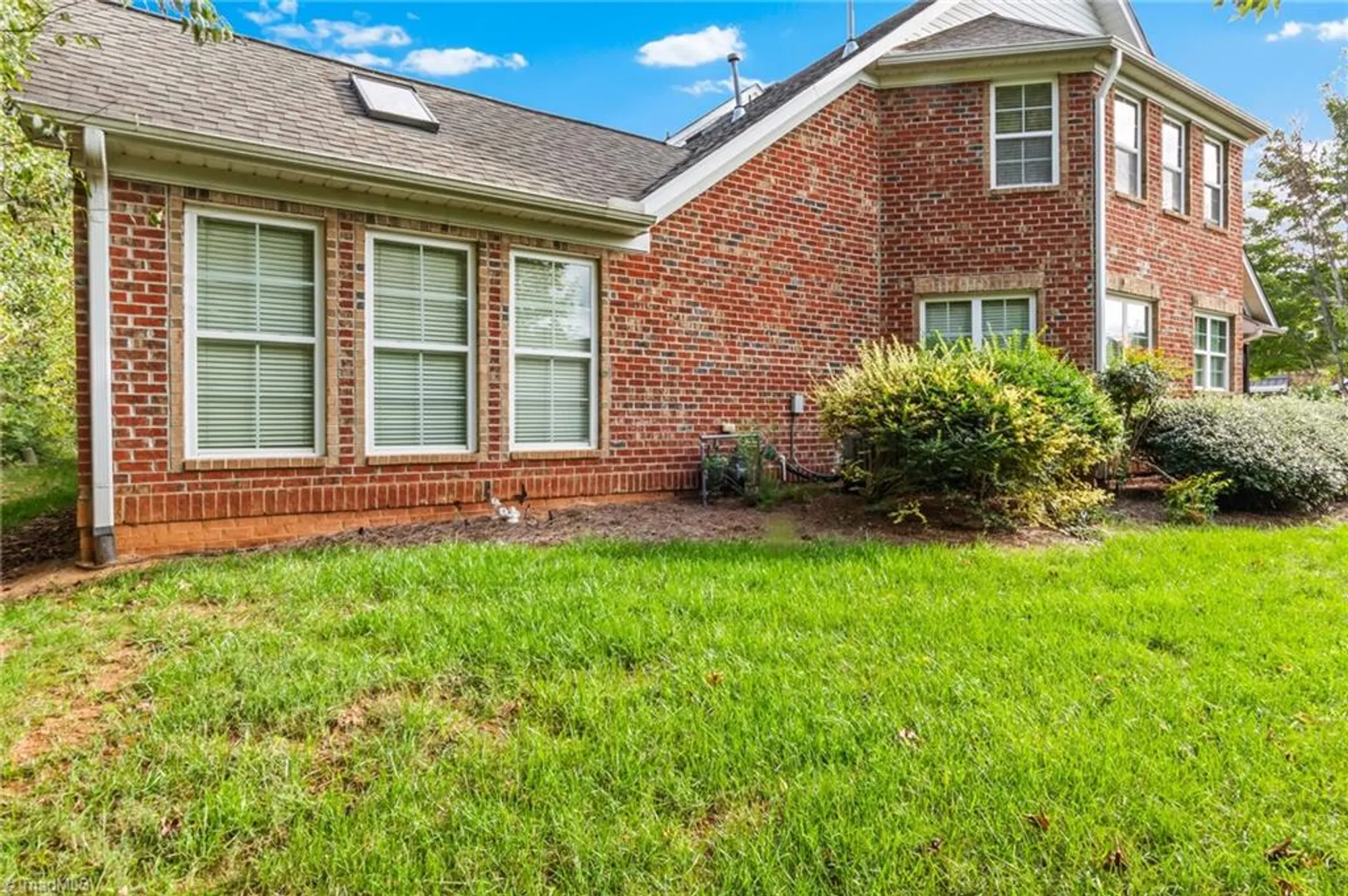 Property Slideshow image 34 of 49 | 106 queensbury dr, Winston Salem, NC, 27127