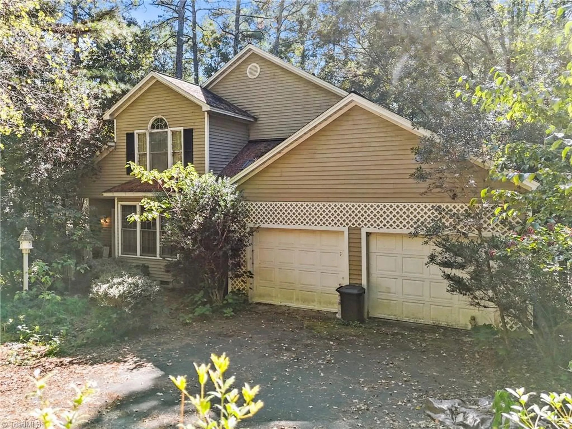 Property Slideshow image 17 of 42 | 697 spindlewood, Pittsboro, NC, 27312