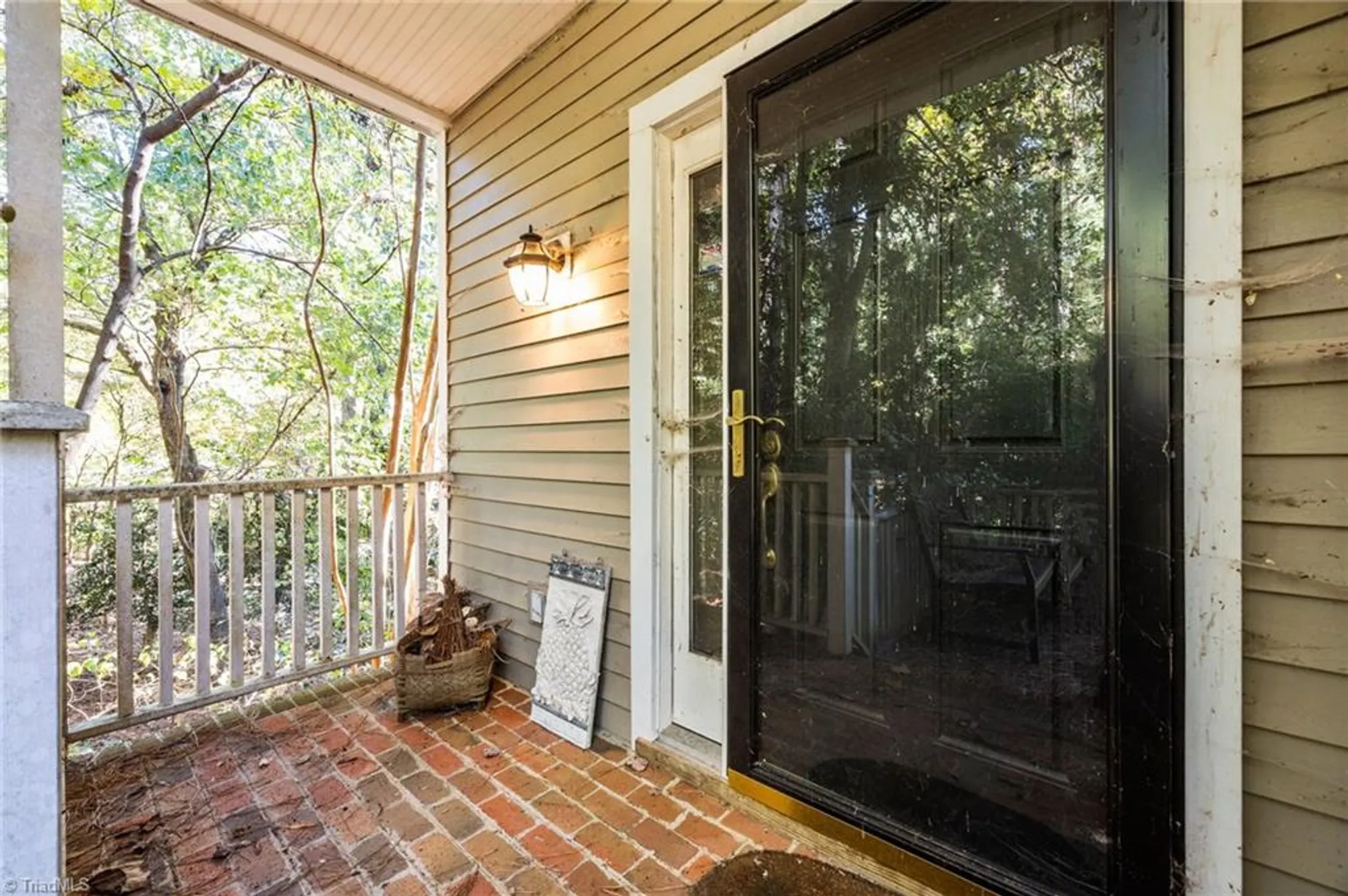 Property Slideshow image 36 of 42 | 697 spindlewood, Pittsboro, NC, 27312