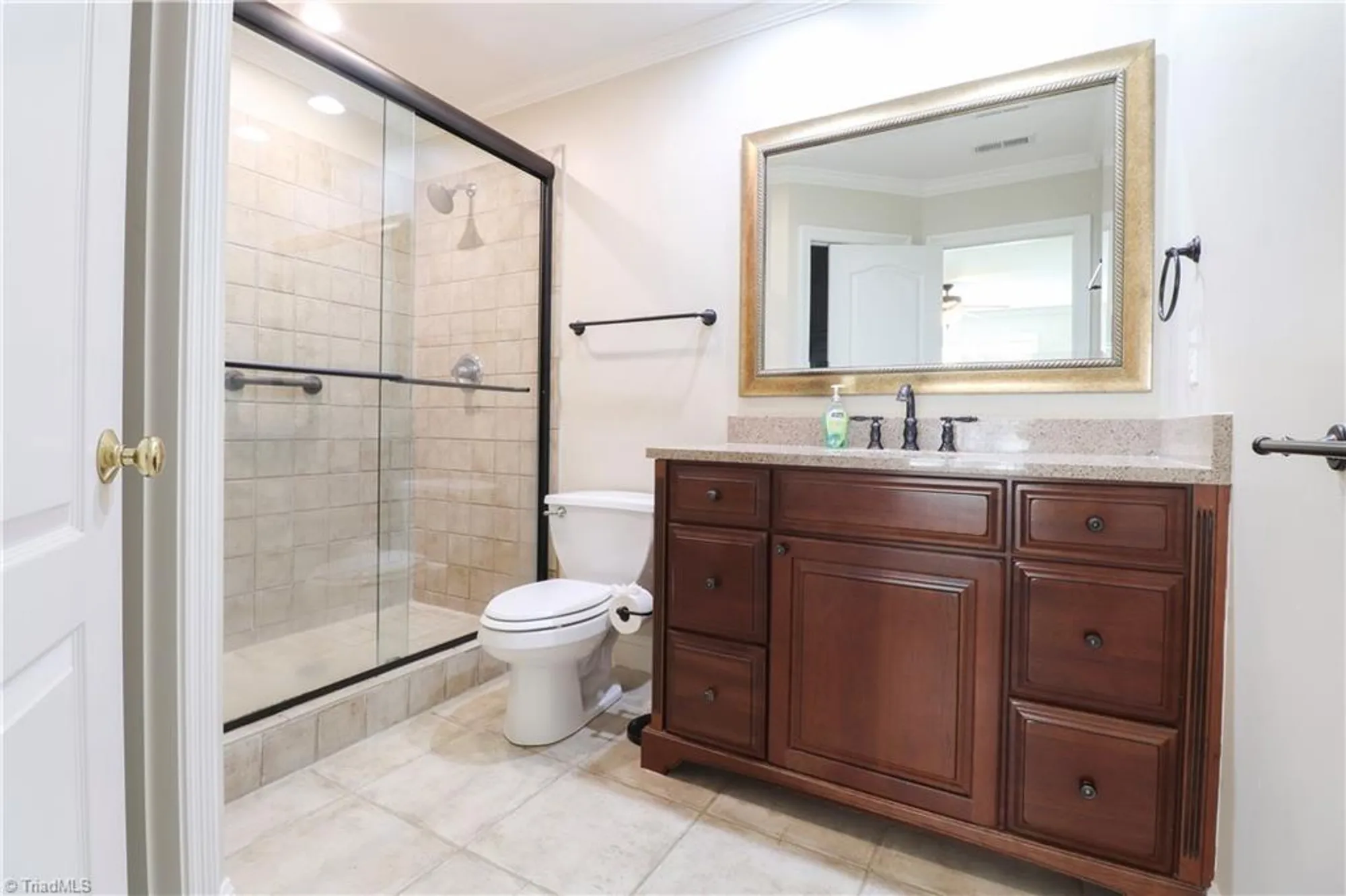 Property Slideshow image 33 of 44 | 22 dutchmans pipe, Greensboro, NC, 27455