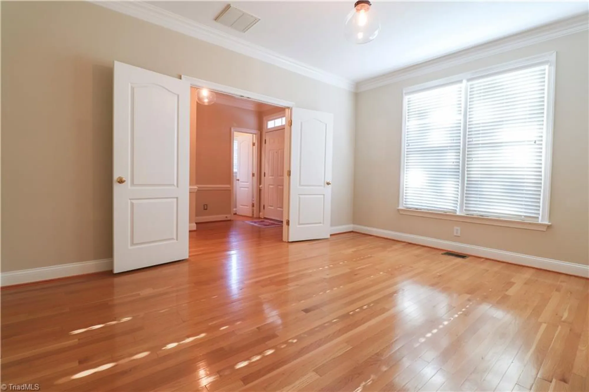 Property Slideshow image 8 of 44 | 22 dutchmans pipe, Greensboro, NC, 27455