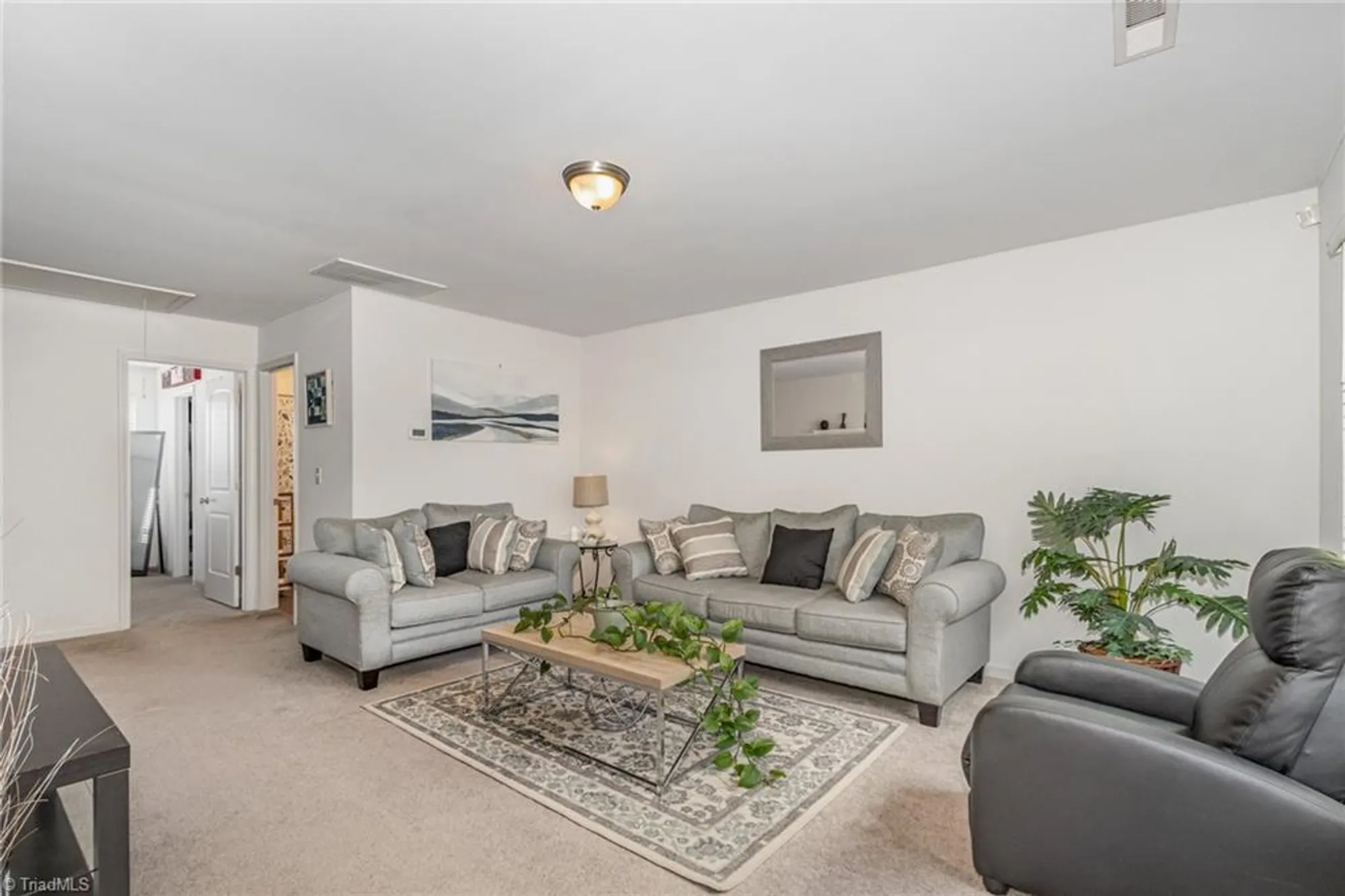 Property Slideshow image 22 of 26 | 411 mockingbird ln, Mebane, NC, 27302