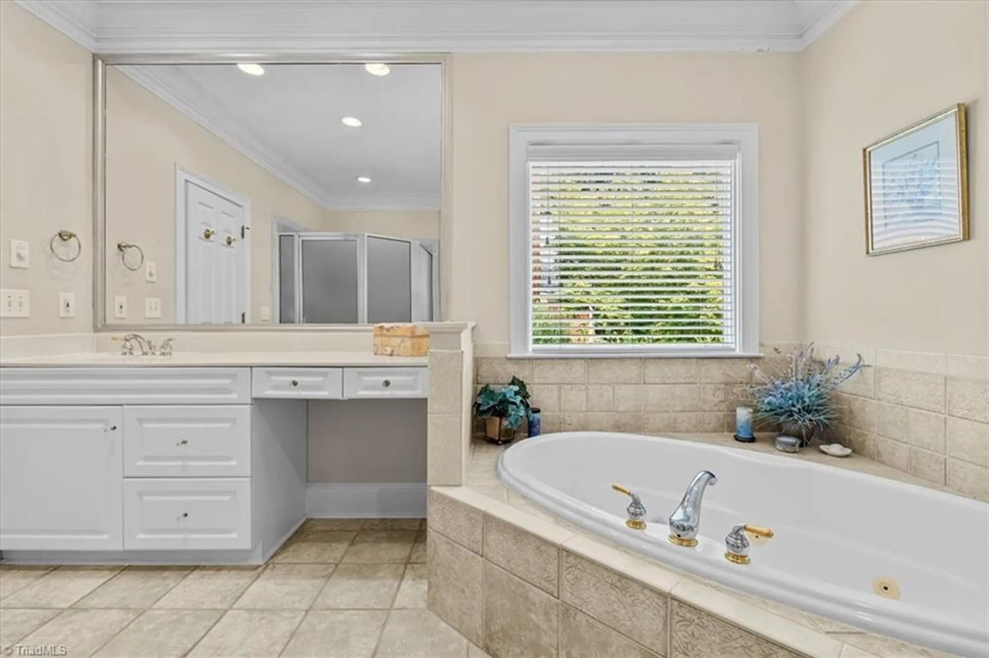 Property Slideshow image 17 of 27 | 3 laurel cv, Greensboro, NC, 27455