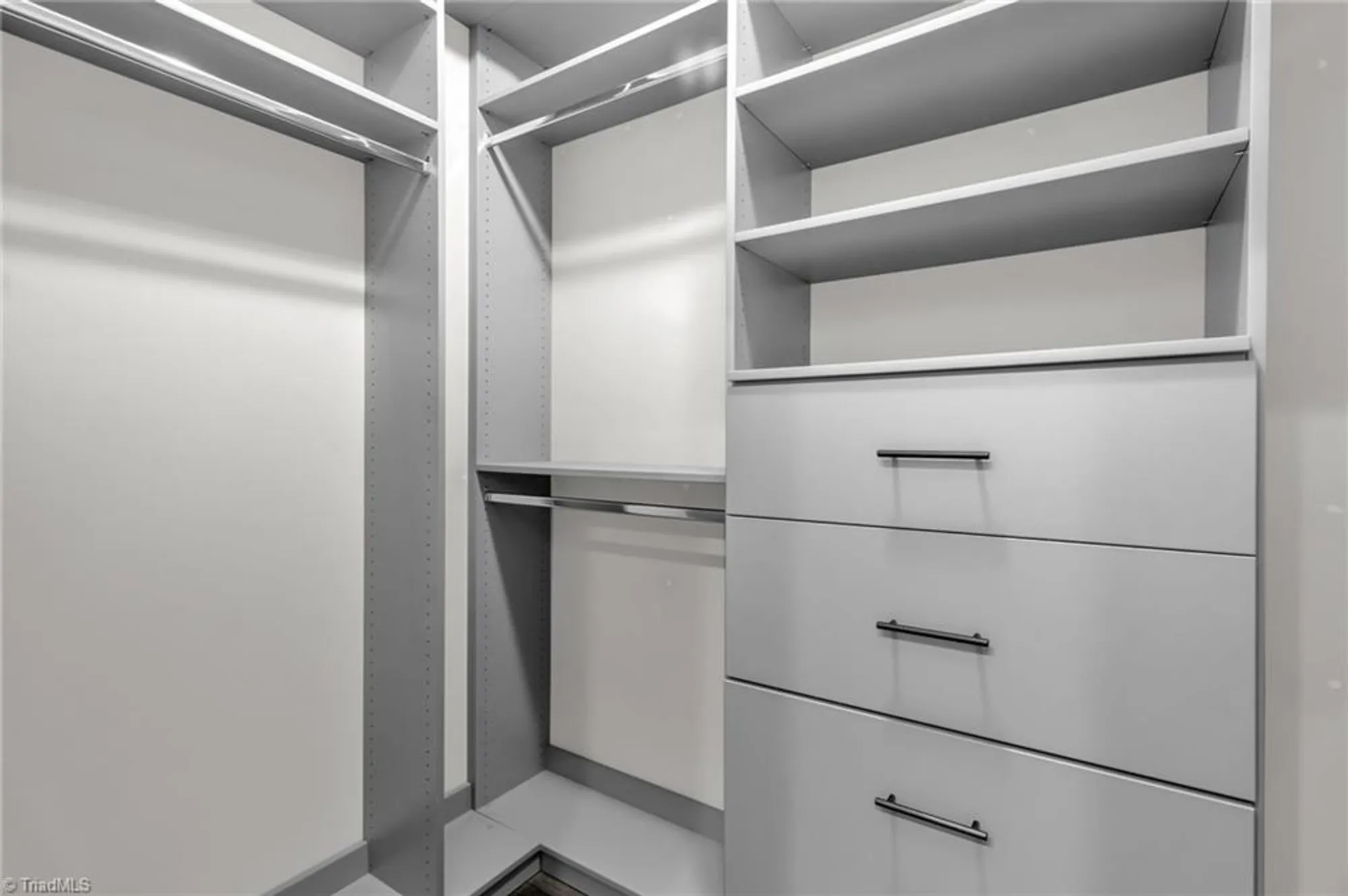 Property Slideshow image 23 of 39 | 1901 friedberg village dr, Winston Salem, NC, 27127