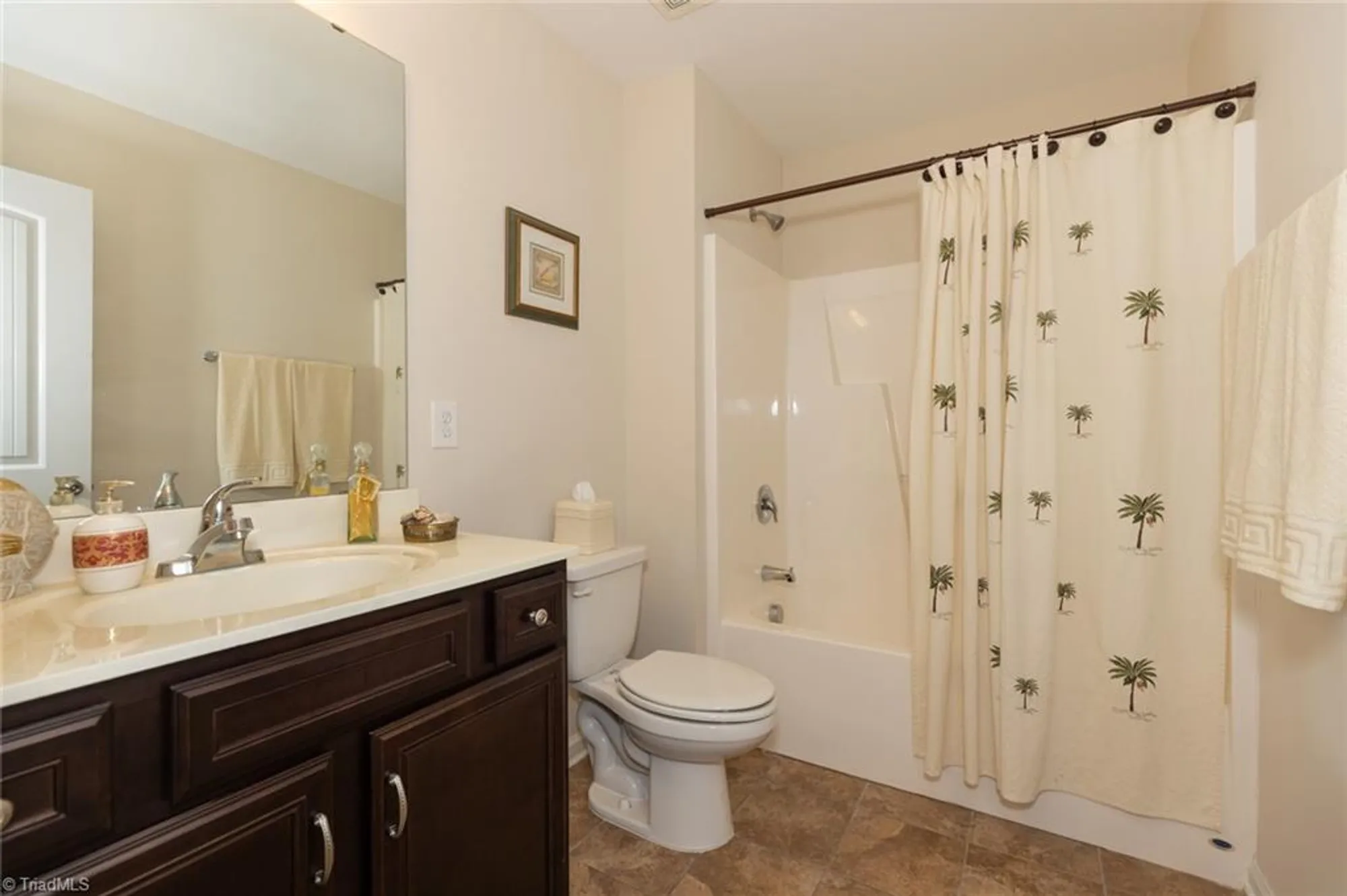 Property Slideshow image 33 of 45 | 3606 sainsbury ln, Greensboro, NC, 27409