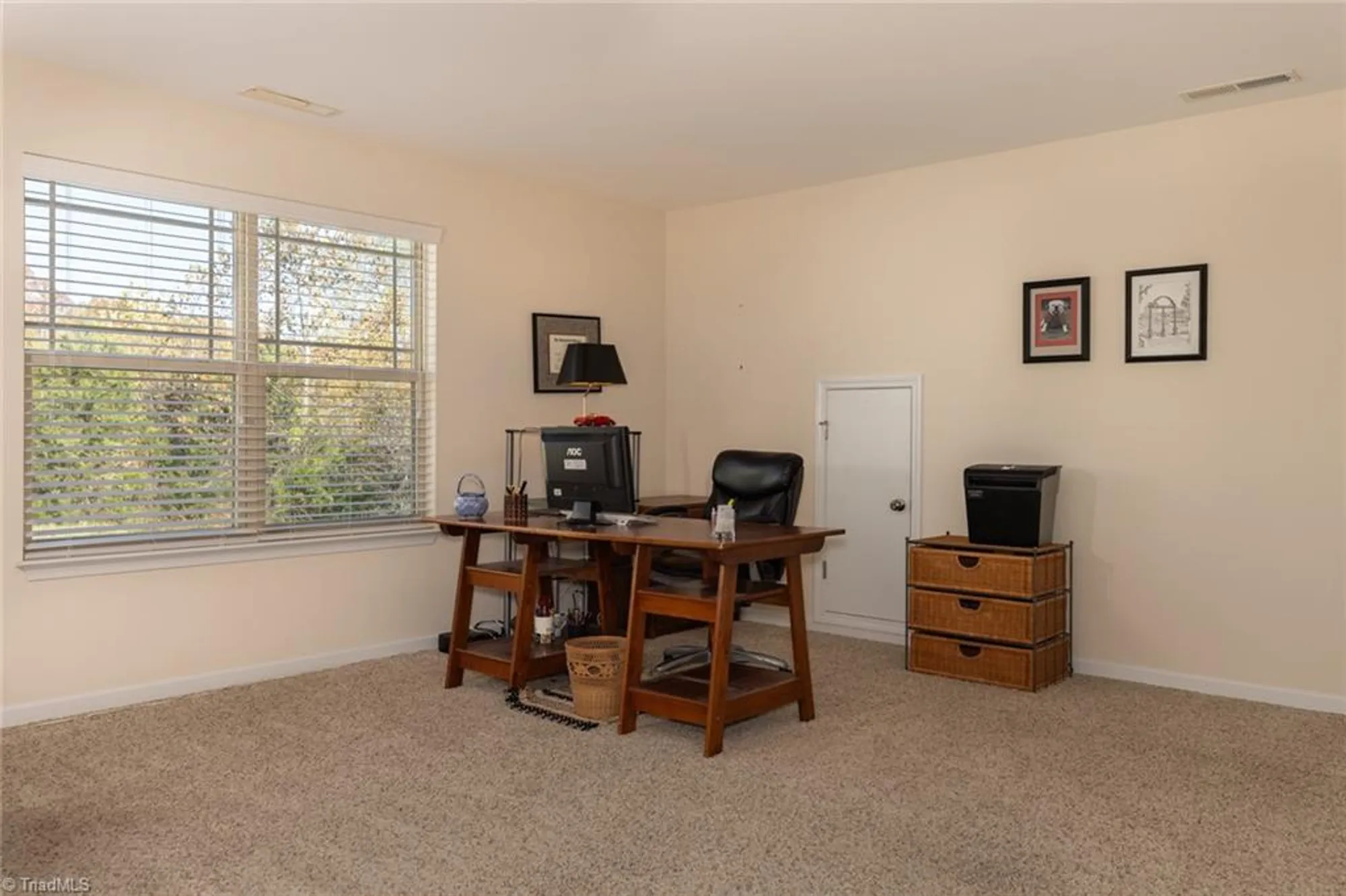 Property Slideshow image 37 of 45 | 3606 sainsbury ln, Greensboro, NC, 27409