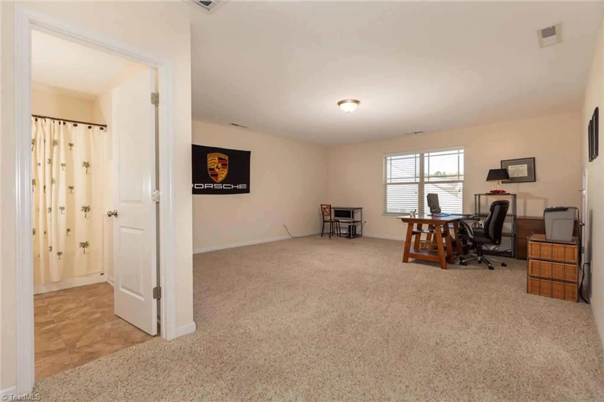 Property Slideshow image 39 of 45 | 3606 sainsbury ln, Greensboro, NC, 27409