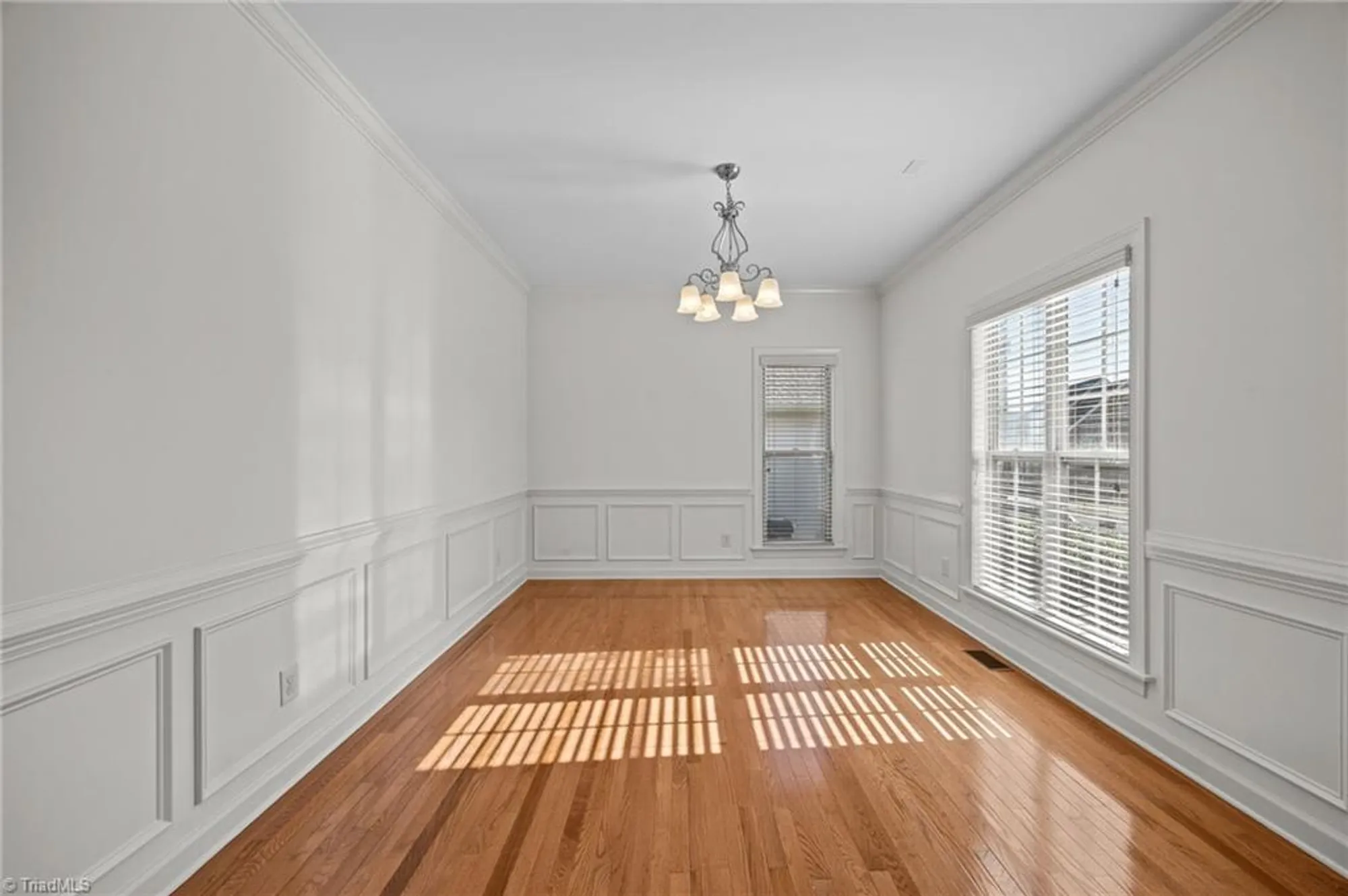 Property Slideshow image 4 of 50 | 1108 falkirk dr, Burlington, NC, 27215