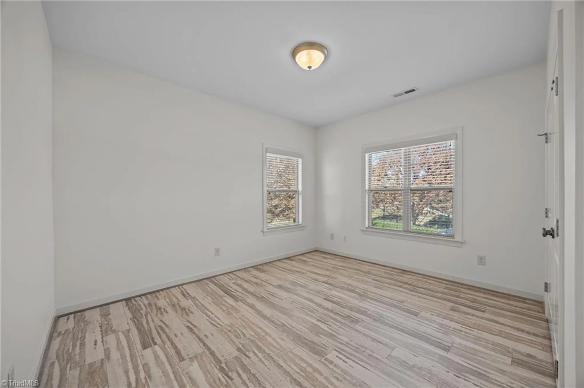 Property Slideshow image 28 of 50 | 1108 falkirk dr, Burlington, NC, 27215