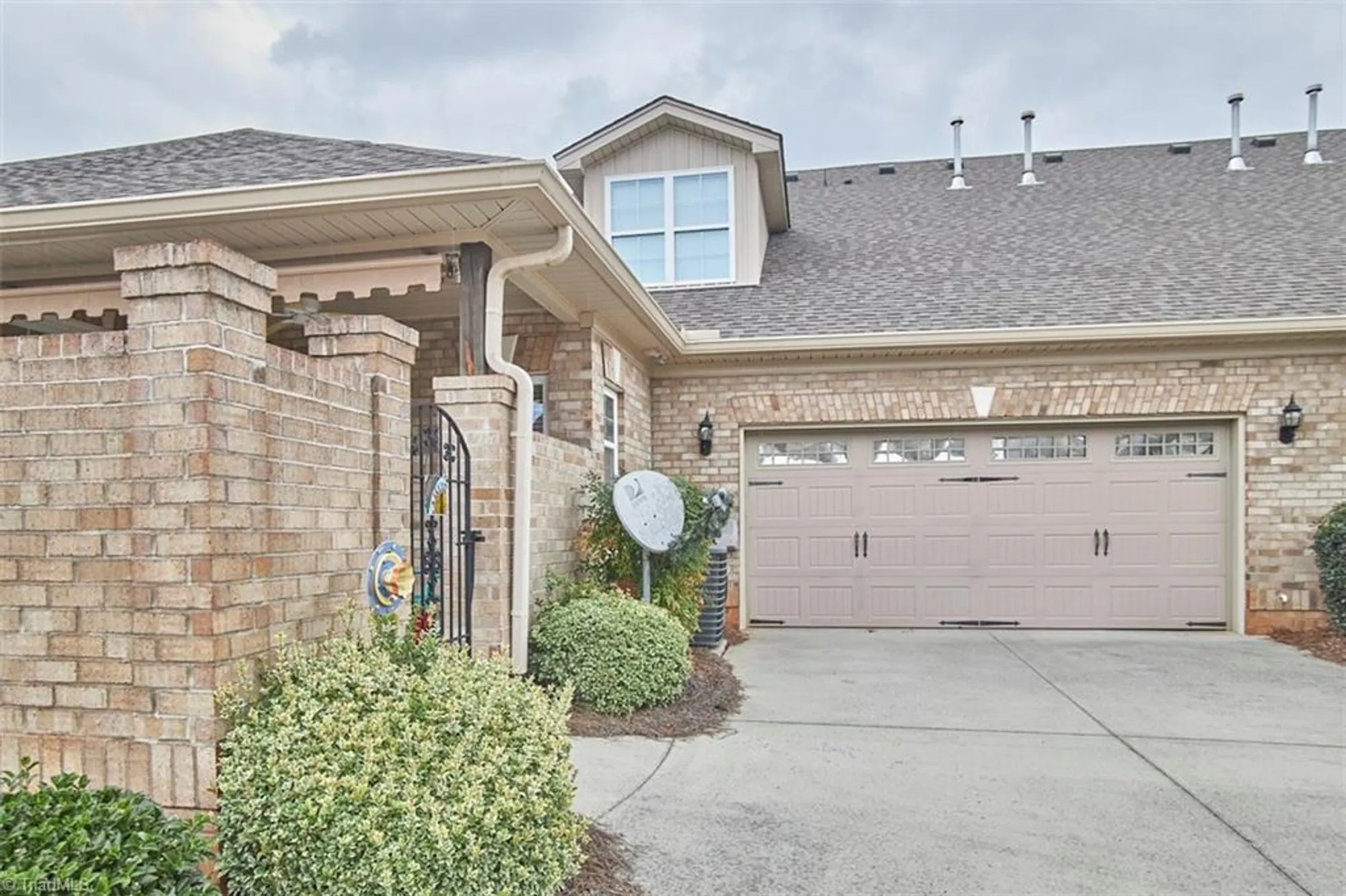 Property Slideshow image 22 of 30 | 300 castellum sq, Winston Salem, NC, 27127