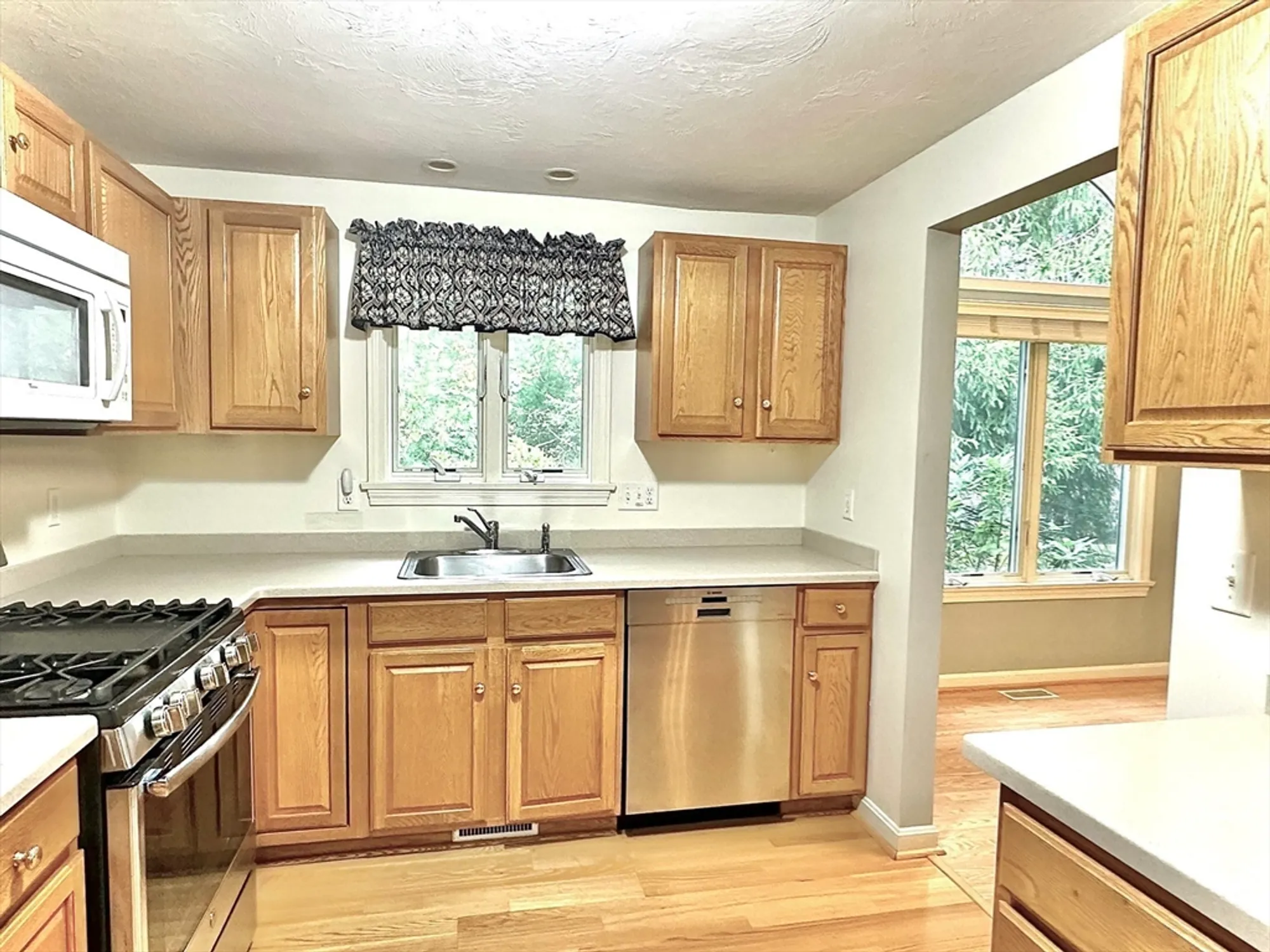 Property Slideshow image 12 of 25 | 4 n ridge rd # 431, Mashpee, MA, 02649