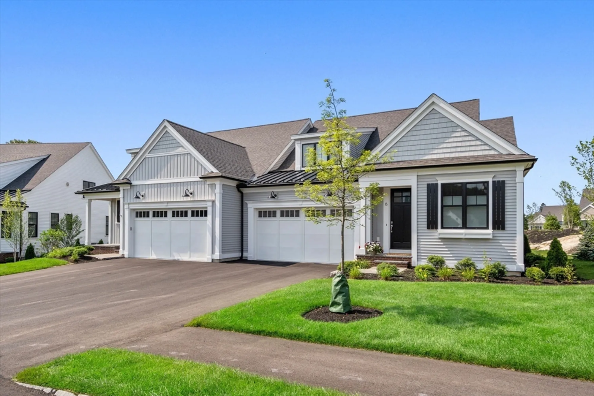 Property Slideshow image 9 of 14 | 7 pioneer rd unit 7, Framingham, MA, 01701