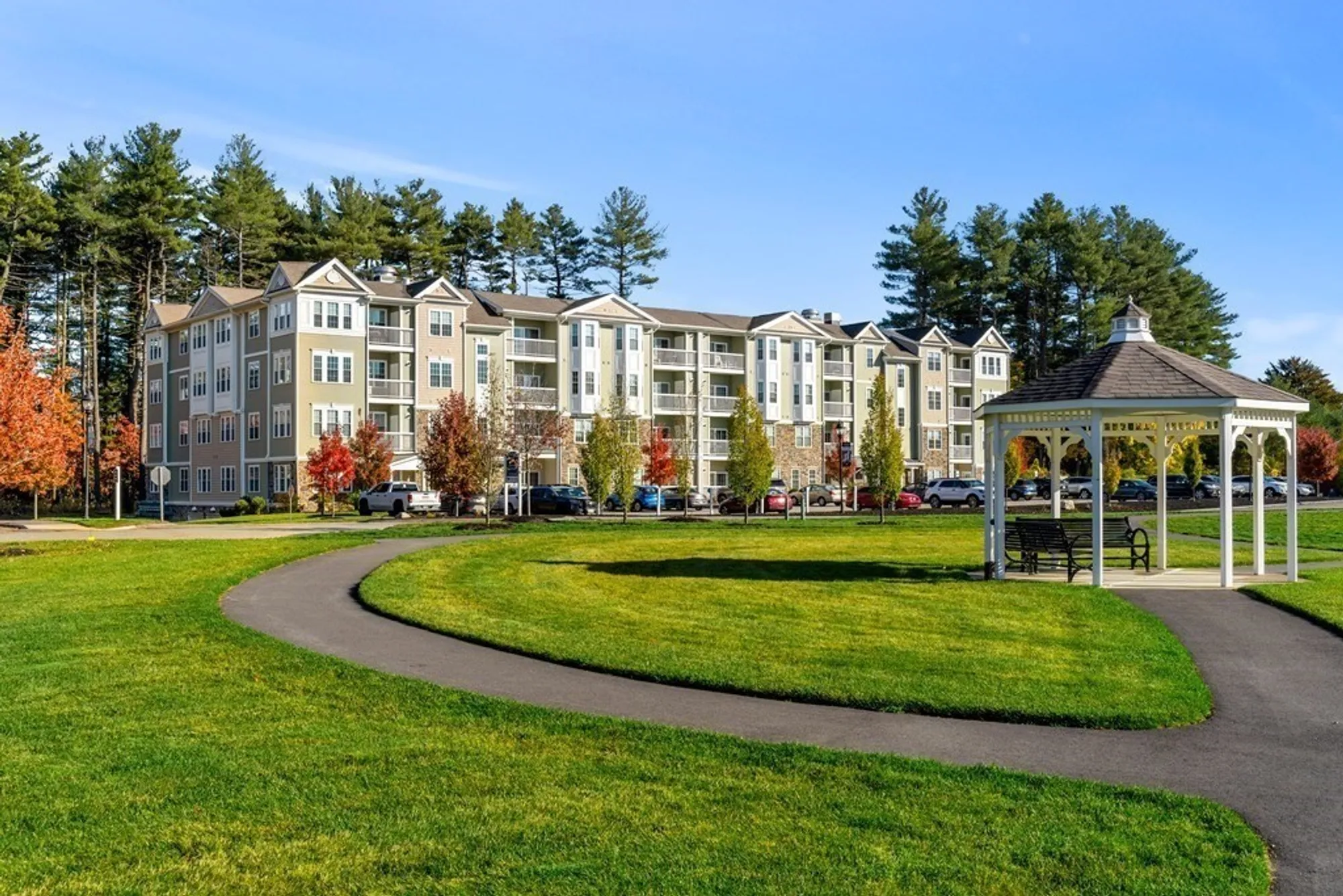 Property Slideshow image 34 of 35 | 300 martins lndg 510, North Reading, MA, 01864