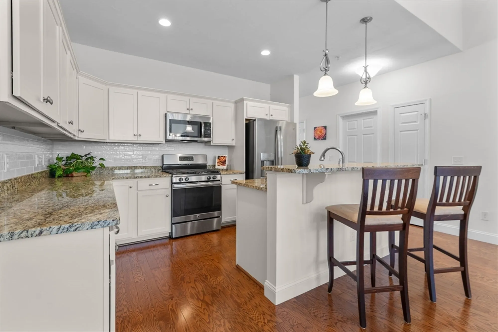 Property Slideshow image 9 of 33 | 22 grey hawk dr # 22, Mashpee, MA, 02649