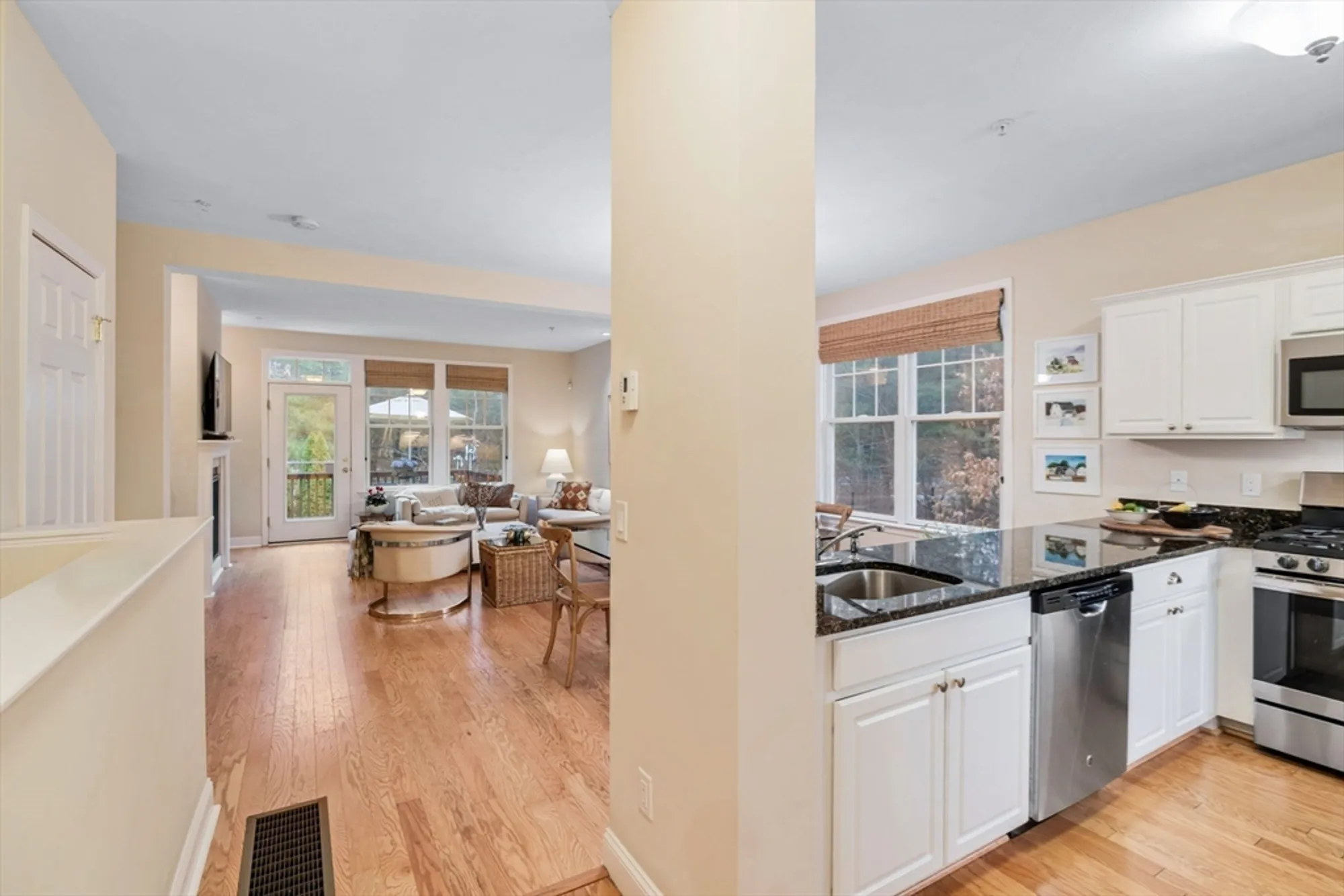 Property Slideshow image 11 of 40 | 16 grey hawk dr # 16, Mashpee, MA, 02649