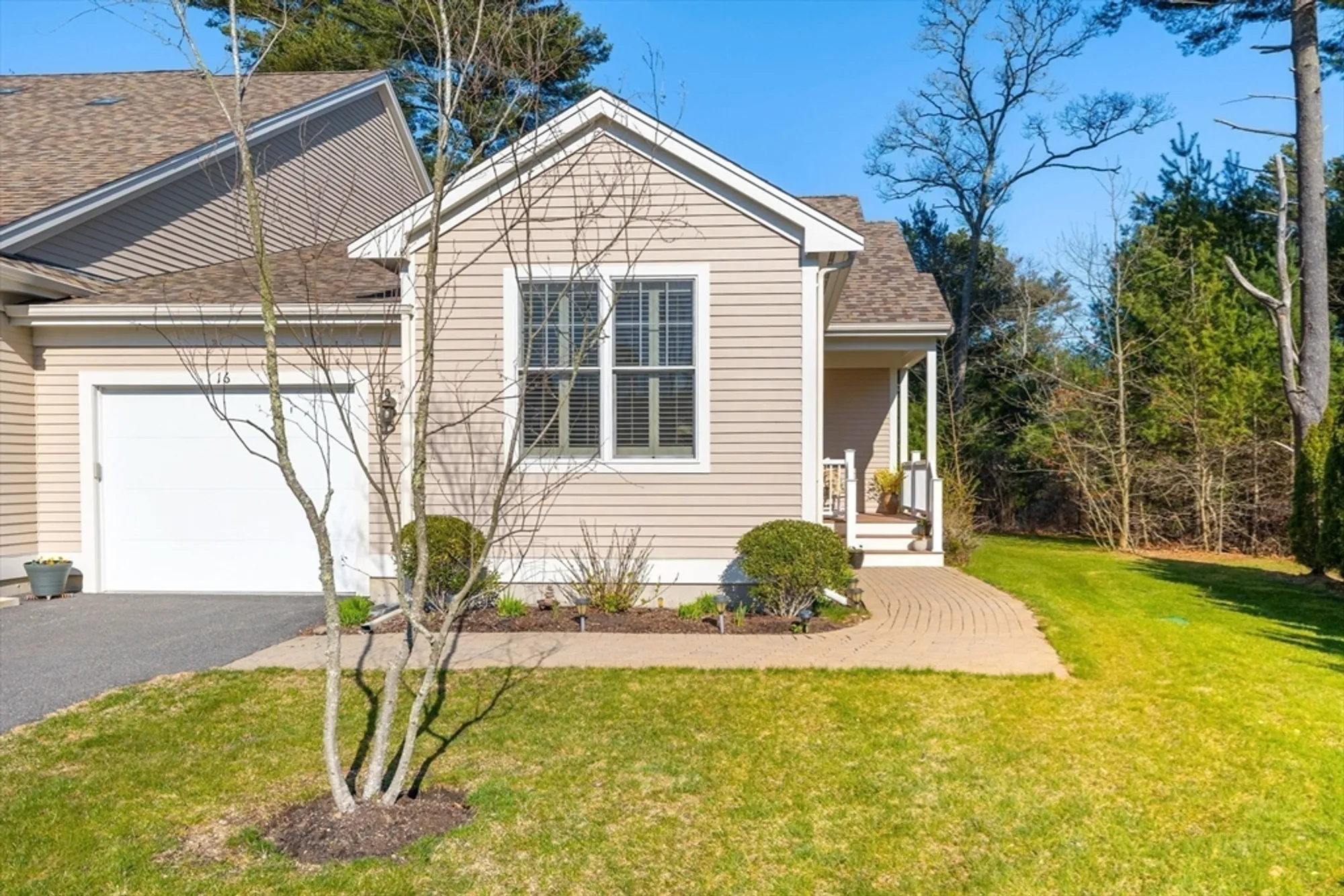 Property Slideshow image 3 of 40 | 16 grey hawk dr # 16, Mashpee, MA, 02649