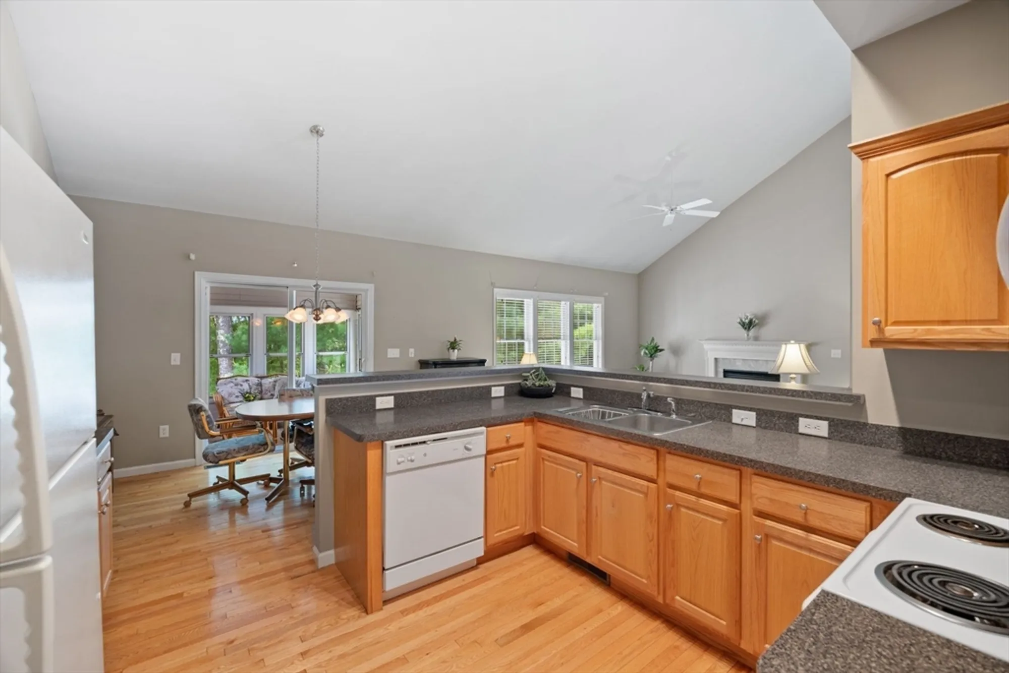Property Slideshow image 19 of 42 | 24 webster reach, Plymouth, MA, 02360
