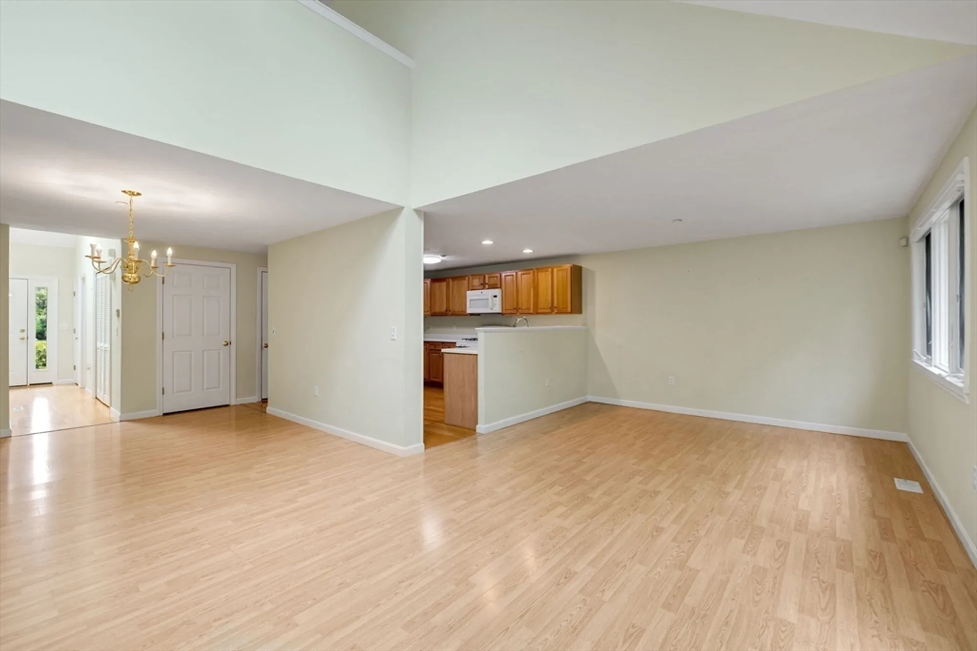 Property Slideshow image 10 of 42 | 15 pebble beach ave # 2005-103, Mashpee, MA, 02649