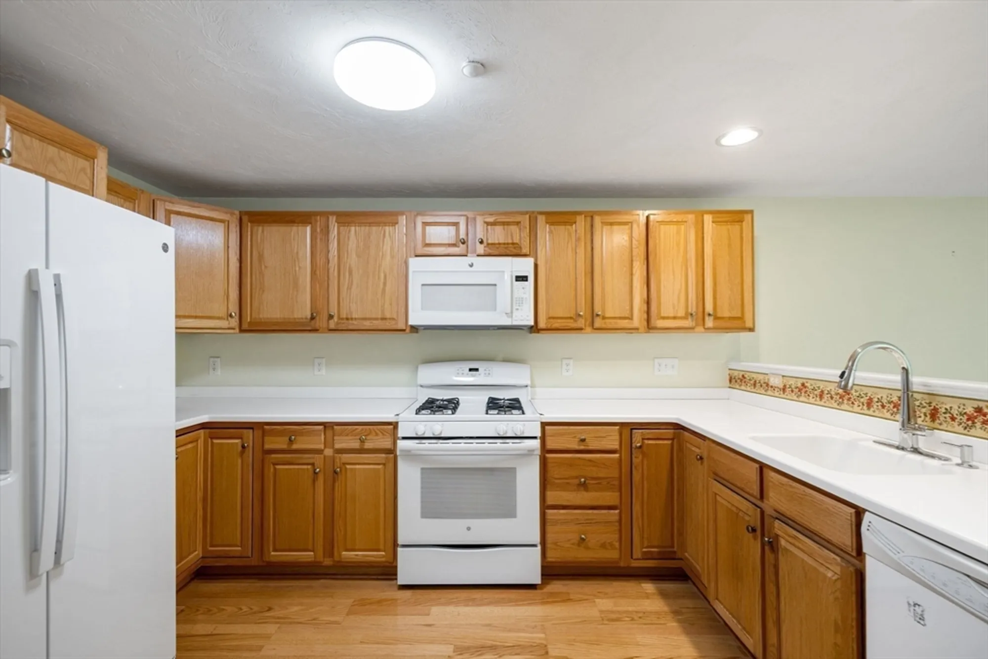 Property Slideshow image 16 of 42 | 15 pebble beach ave # 2005-103, Mashpee, MA, 02649