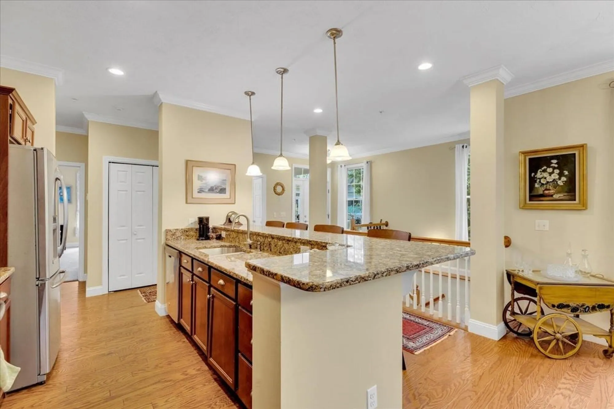 Property Slideshow image 11 of 25 | 17 chadwick ct # 17, Mashpee, MA, 02649
