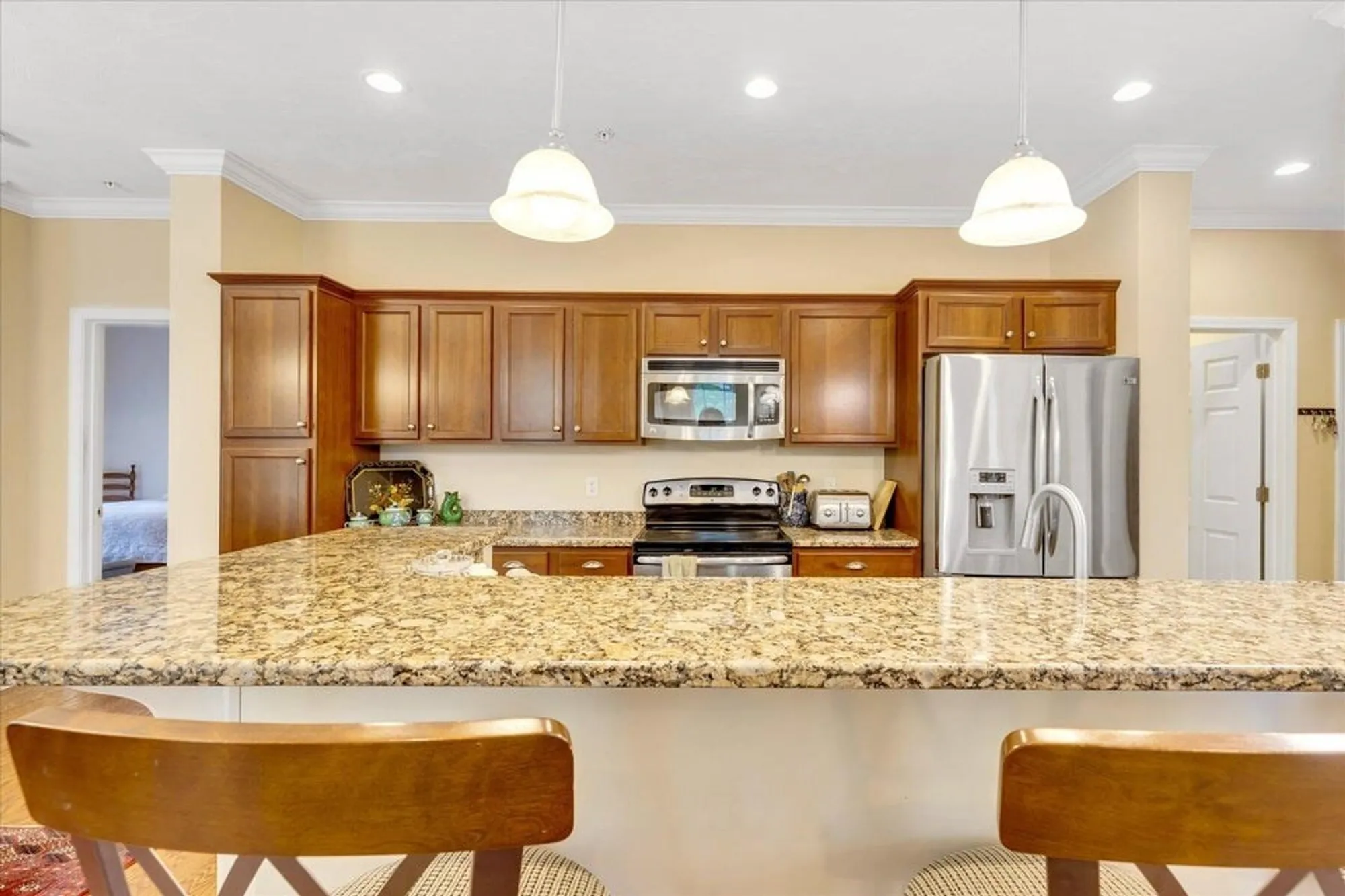 Property Slideshow image 9 of 25 | 17 chadwick ct # 17, Mashpee, MA, 02649