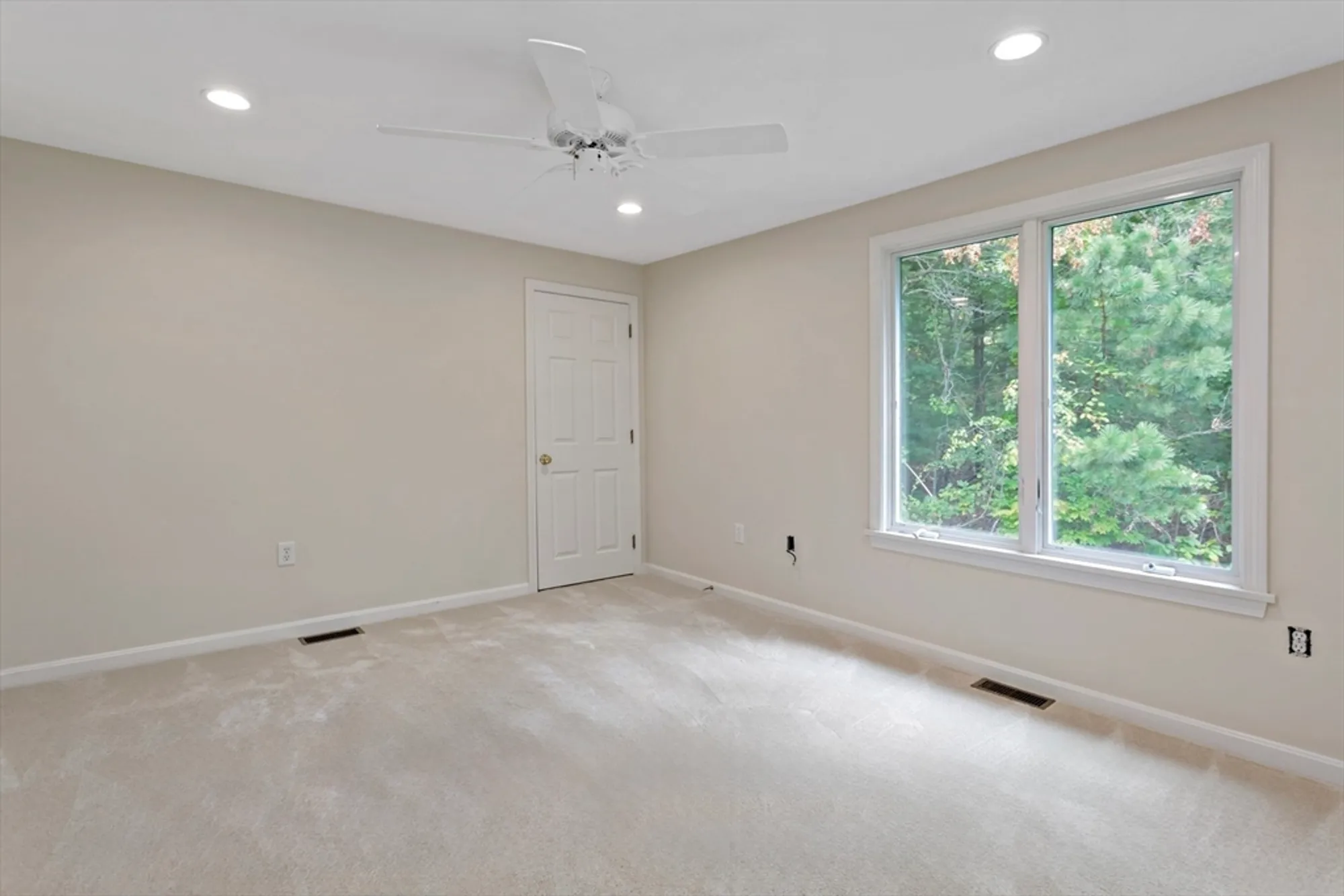 Property Slideshow image 14 of 19 | 37 pine hill blvd # 30, Mashpee, MA, 02649