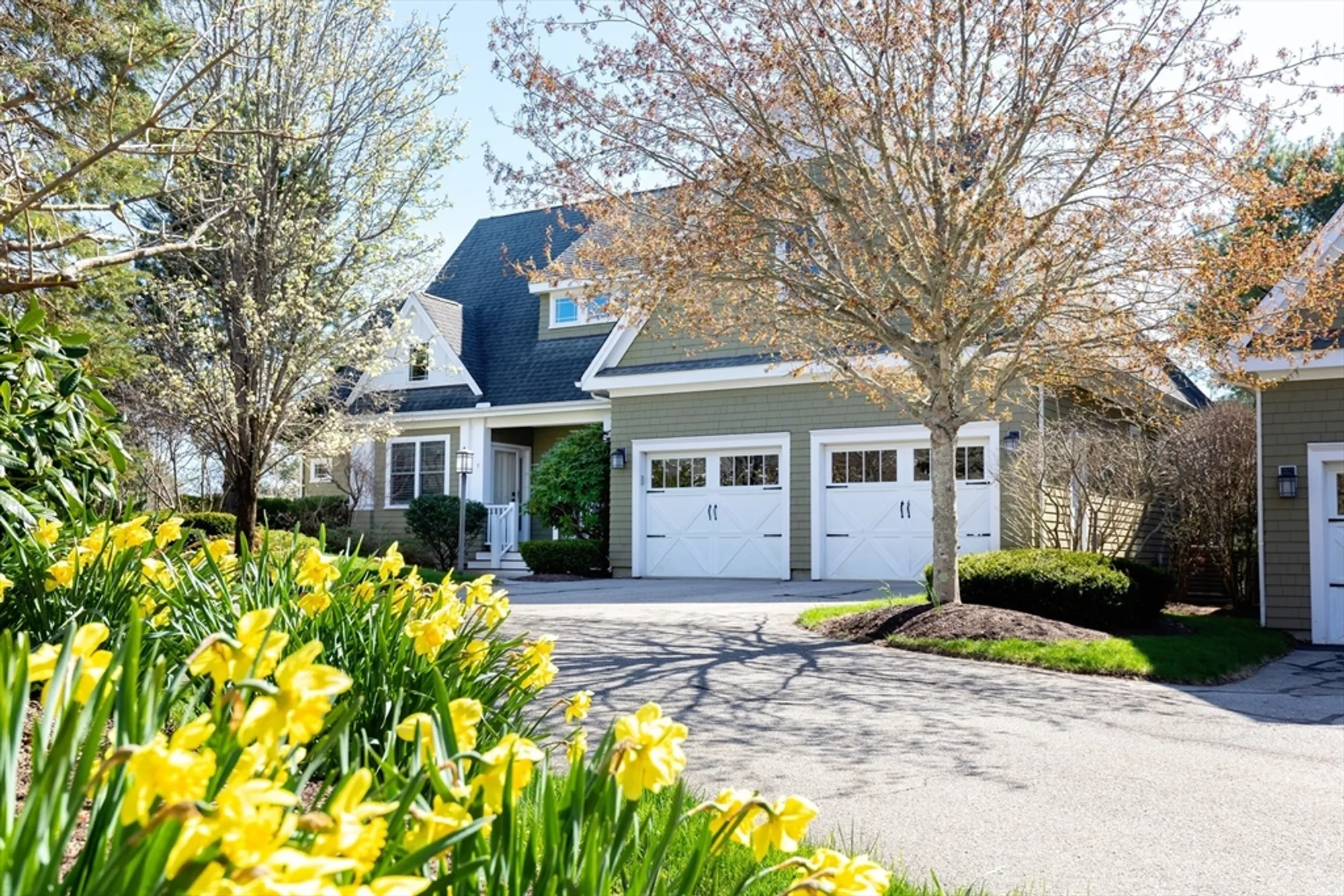 Property Slideshow image 2 of 24 | 9 aberdeen # 9, Plymouth, MA, 02360